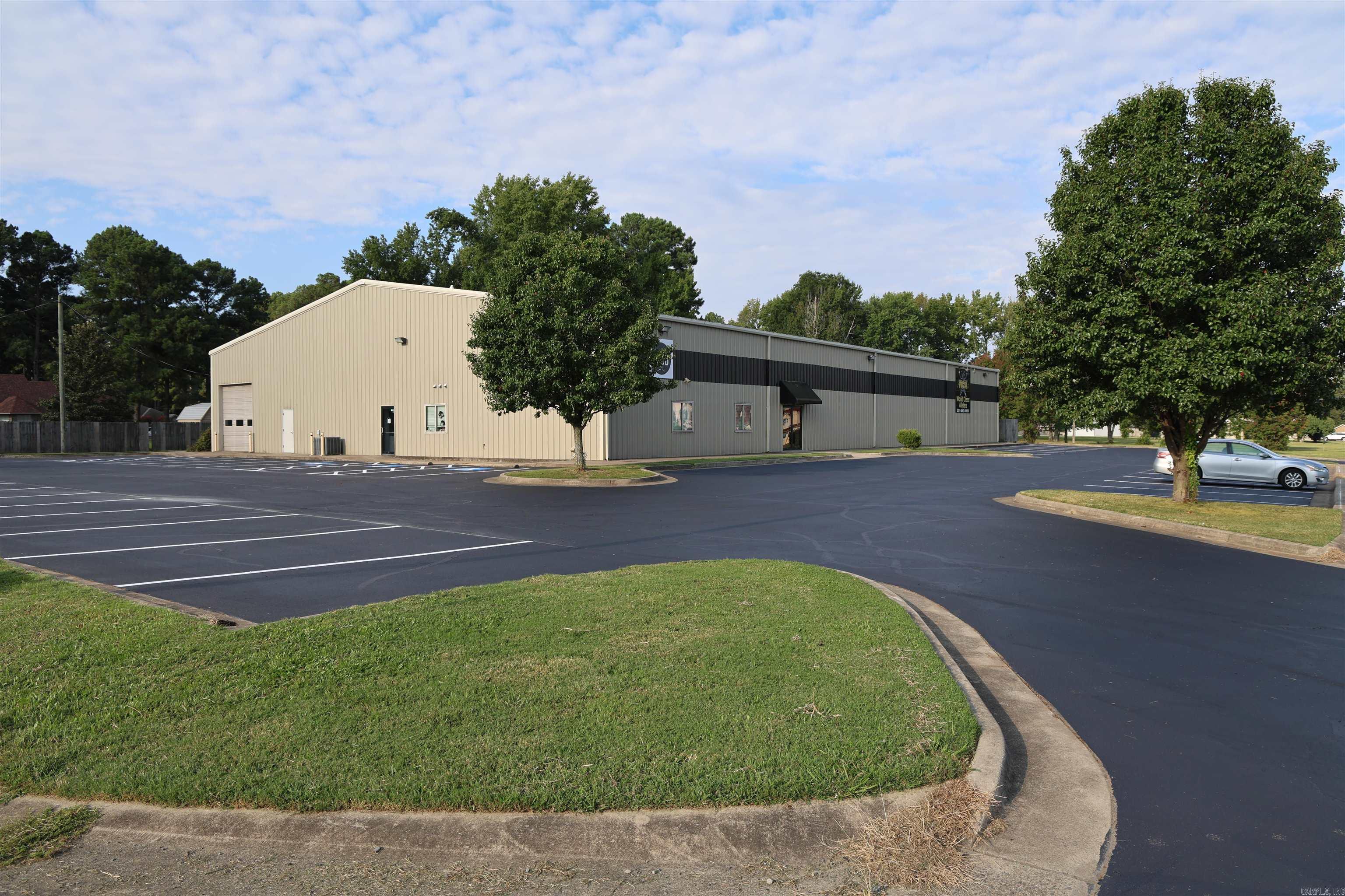 Exceptional Flex-Space in heart of Cabot! Located just off Main Street, adjacent to Kroger & Tokyo's. Excellent visibility & easy access. 16,820 Sf built in 2012, currently anĀ athletic training center.Ā Large, openĀ lobby w/retail sales space & ground floor viewing area. Gymnasium is 11,870 sf; 95' freespan, 18' SW & 26' CH. Main level also includes 2 offices, 3 restrooms & a smoothie bar w/secondary entrance. Mezzanine level overlooks gym; viewing area for parents, playroom, training area & storage. This versatile building could easily transition to open office space, showroom, or controlled warehouse. Box truck access to gym floor via 12' x 12' overhead door, 1.3ac corner lot w/2 entrances, & 45 paved parking spaces. Amid explosive commercial growth including Hampton Inn, Holiday Inn, Aldi's, Overtime, & Freddy's. Dale Drive is also planned to be along Cabot's new bike trail! Call for more details!