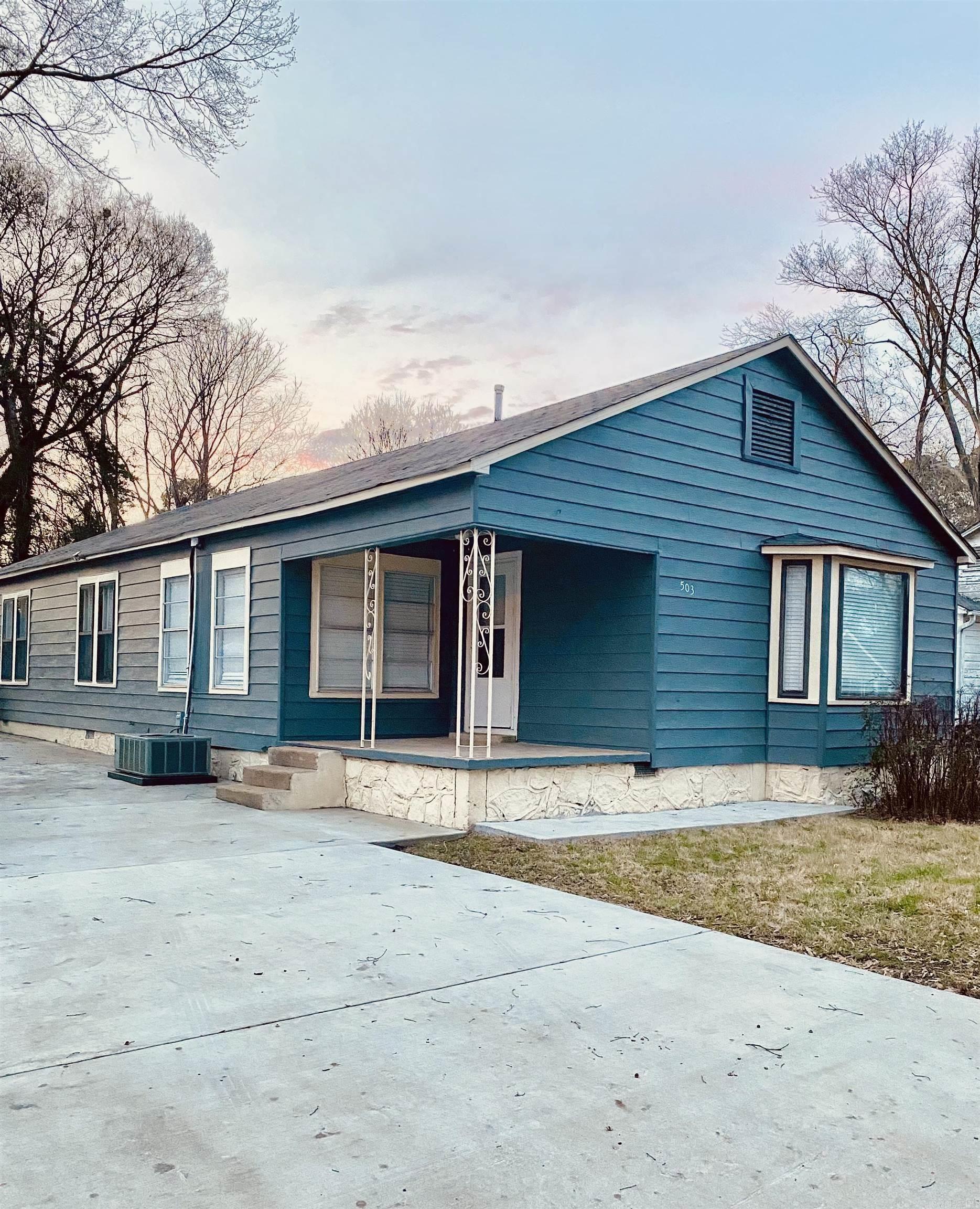 CLIFTONS ADDN - Residential