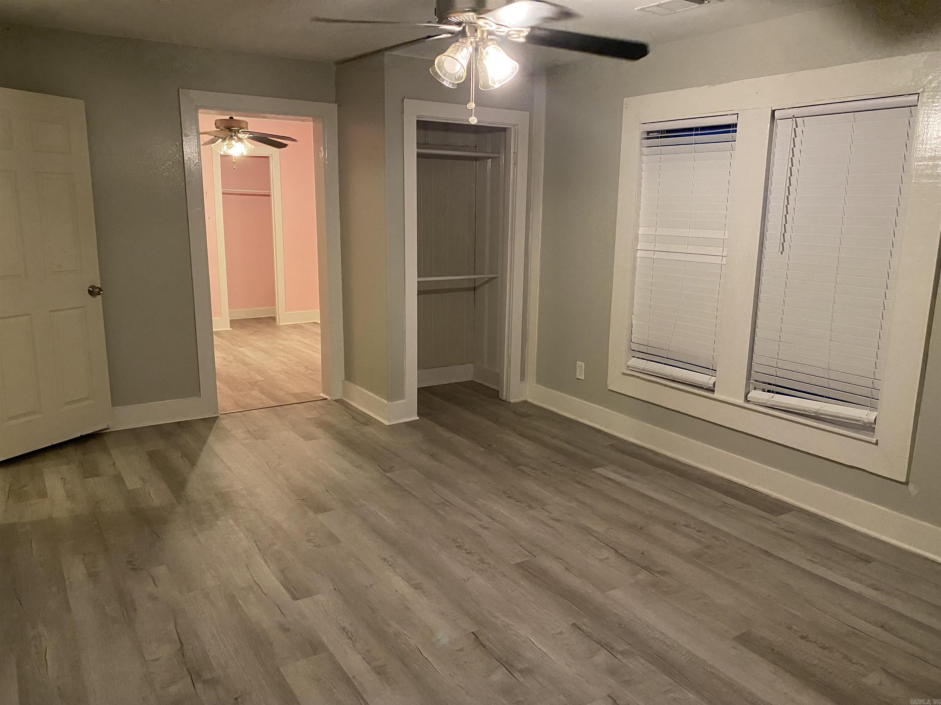 CLIFTONS ADDN - Residential