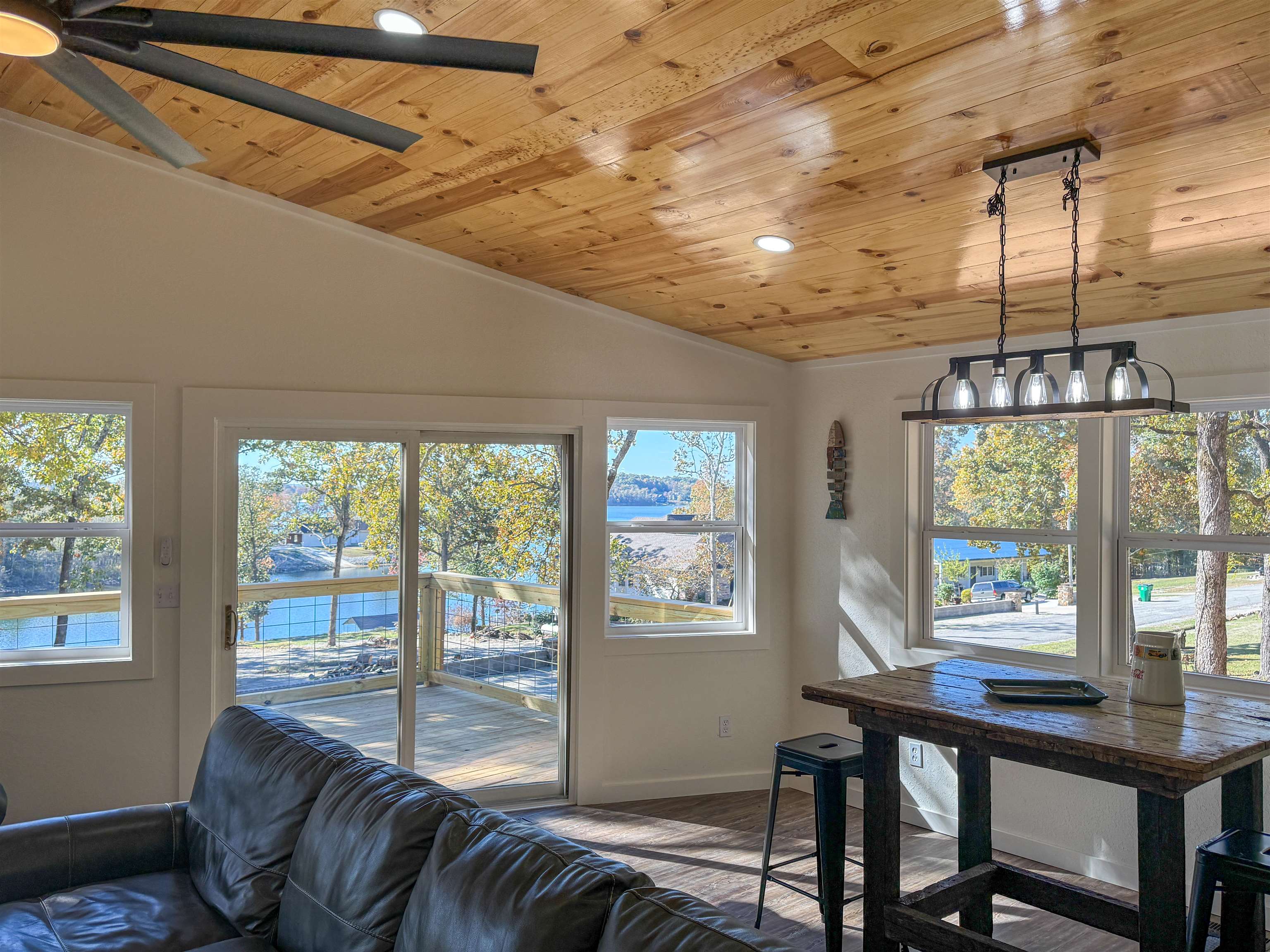 EMERALD COVE - Residential