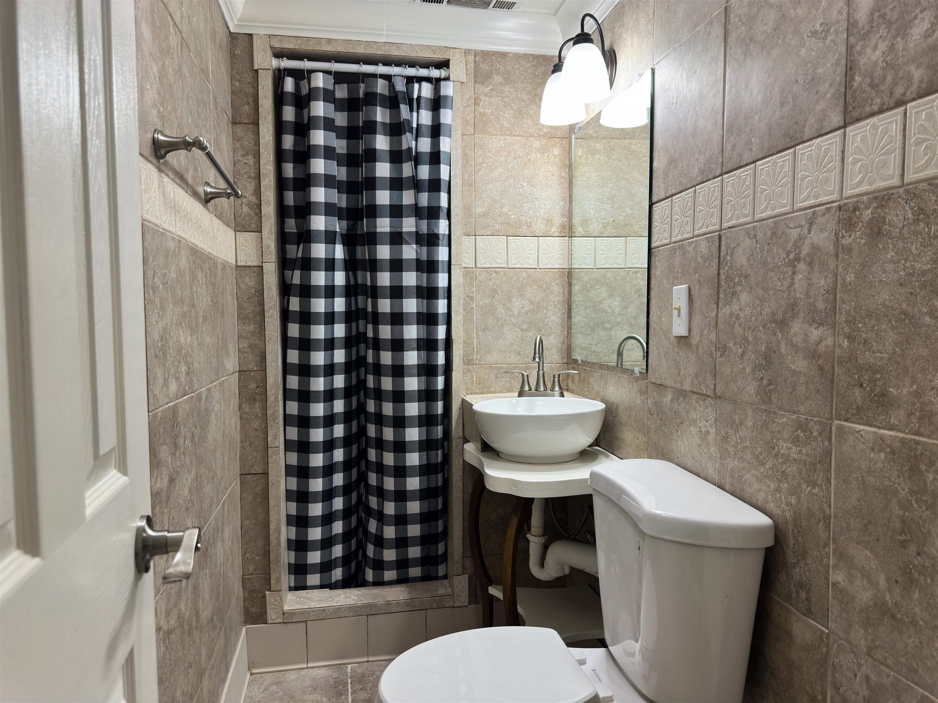 EMERALD COVE - Residential