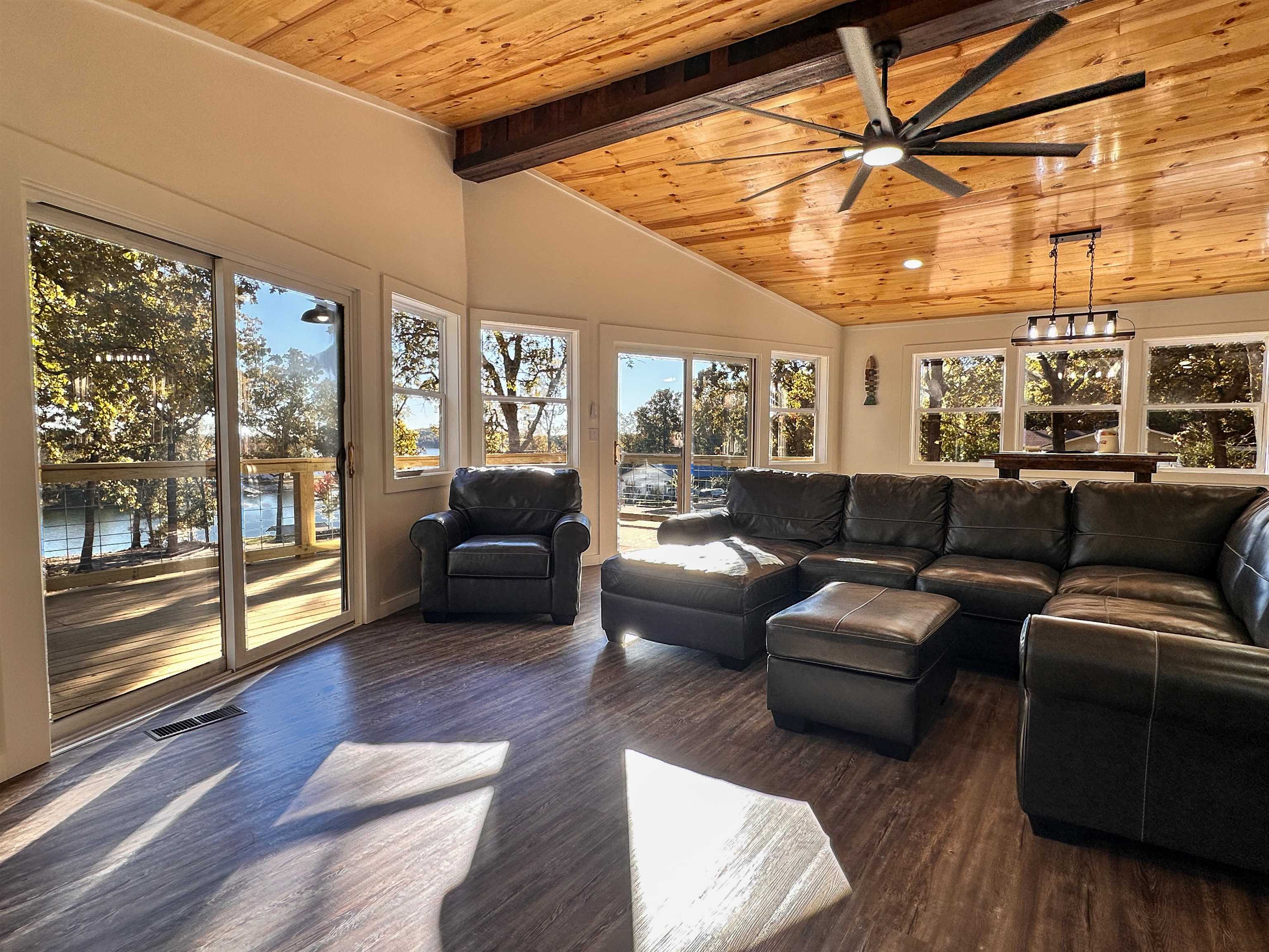 EMERALD COVE - Residential