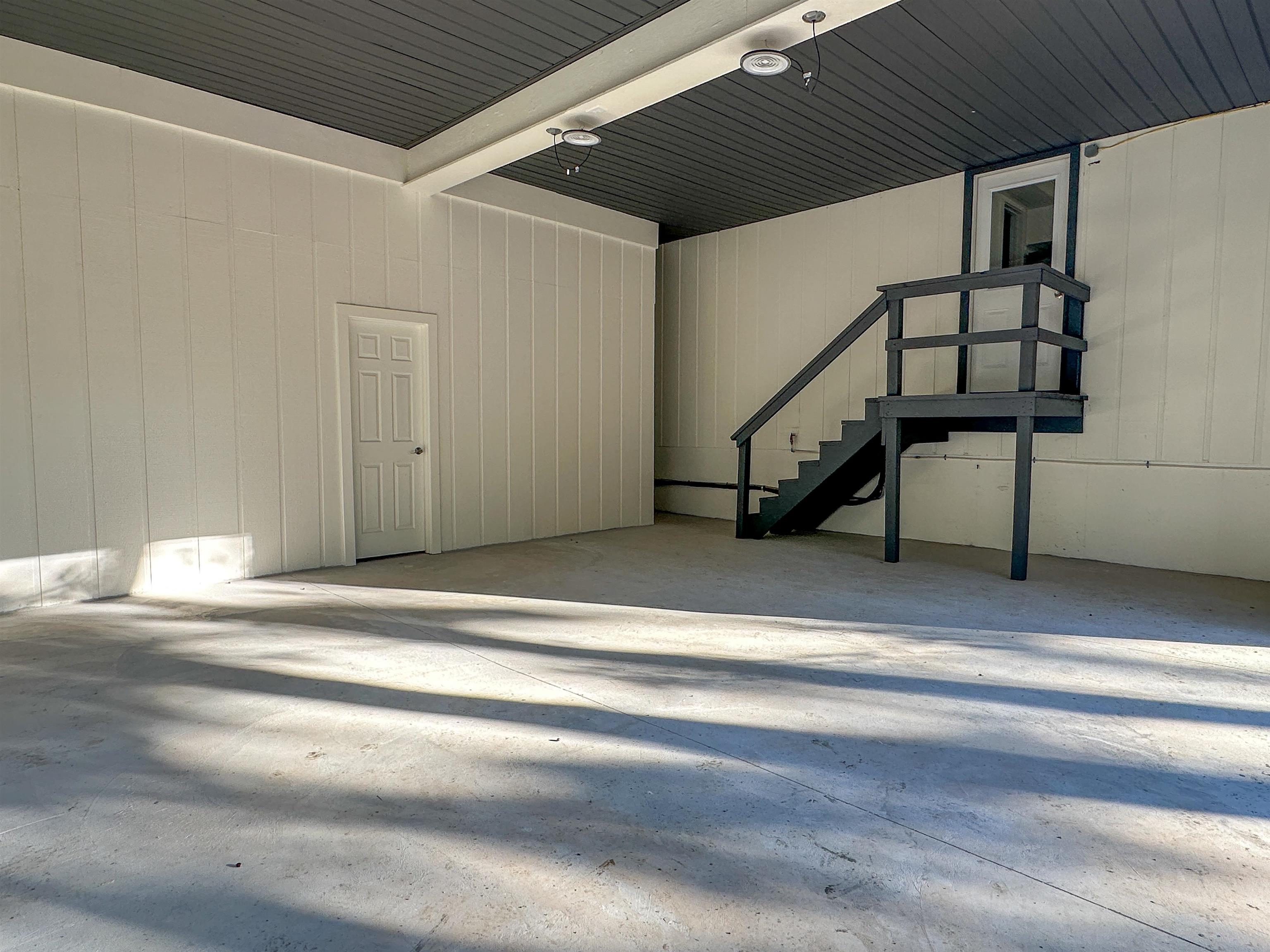 EMERALD COVE - Residential