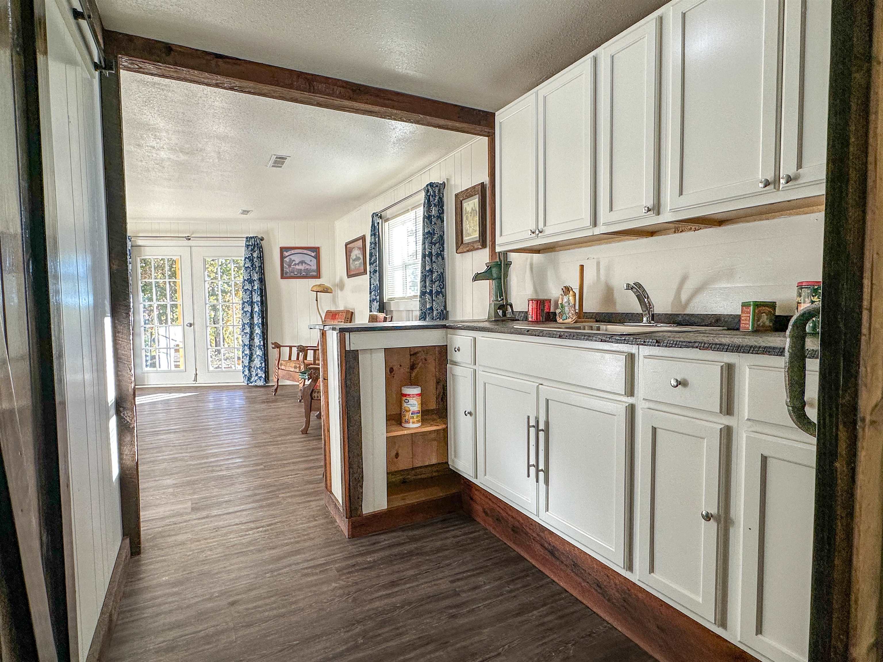 EMERALD COVE - Residential