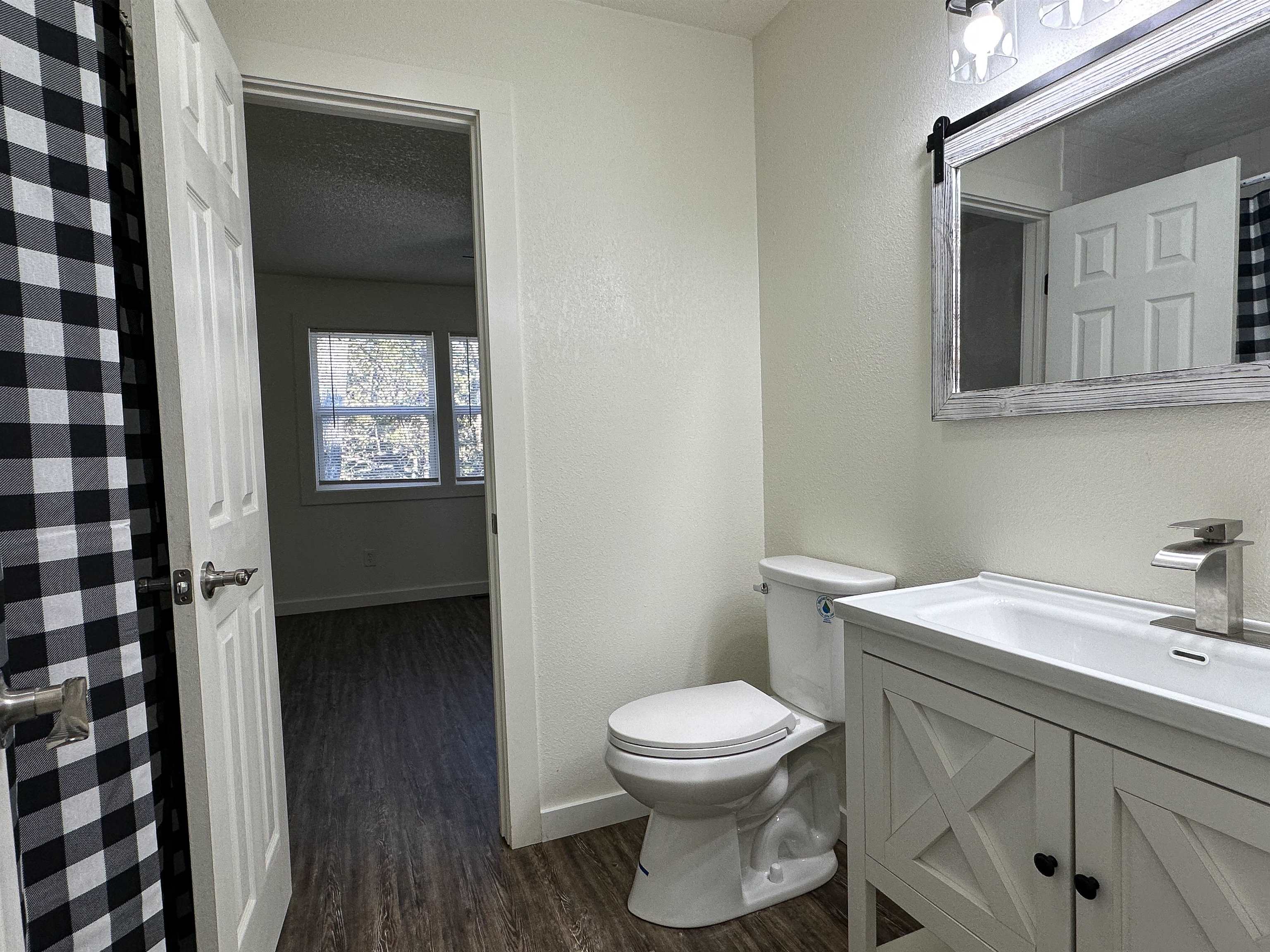 EMERALD COVE - Residential