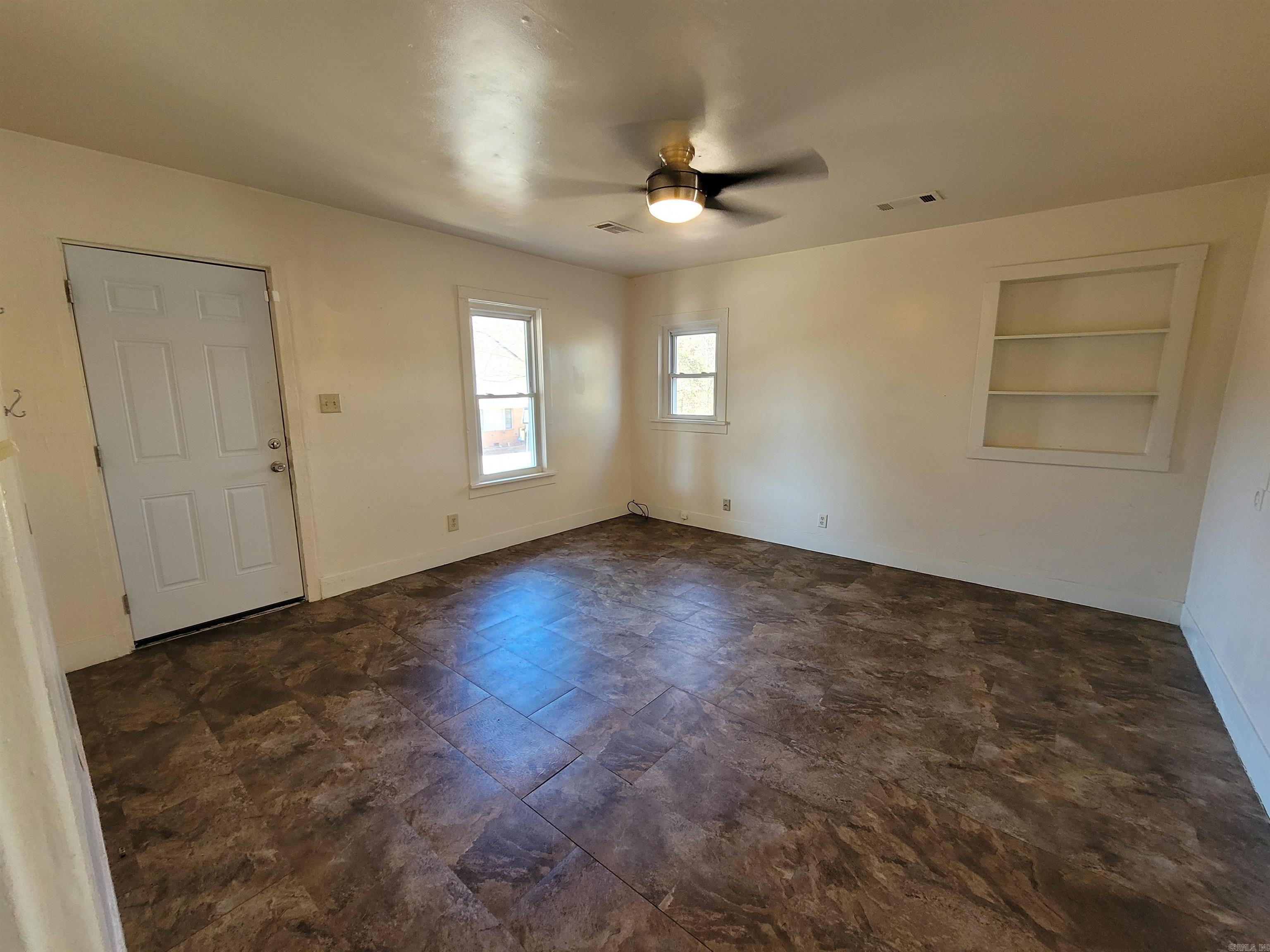 Dierks-Hays - Residential Lease
