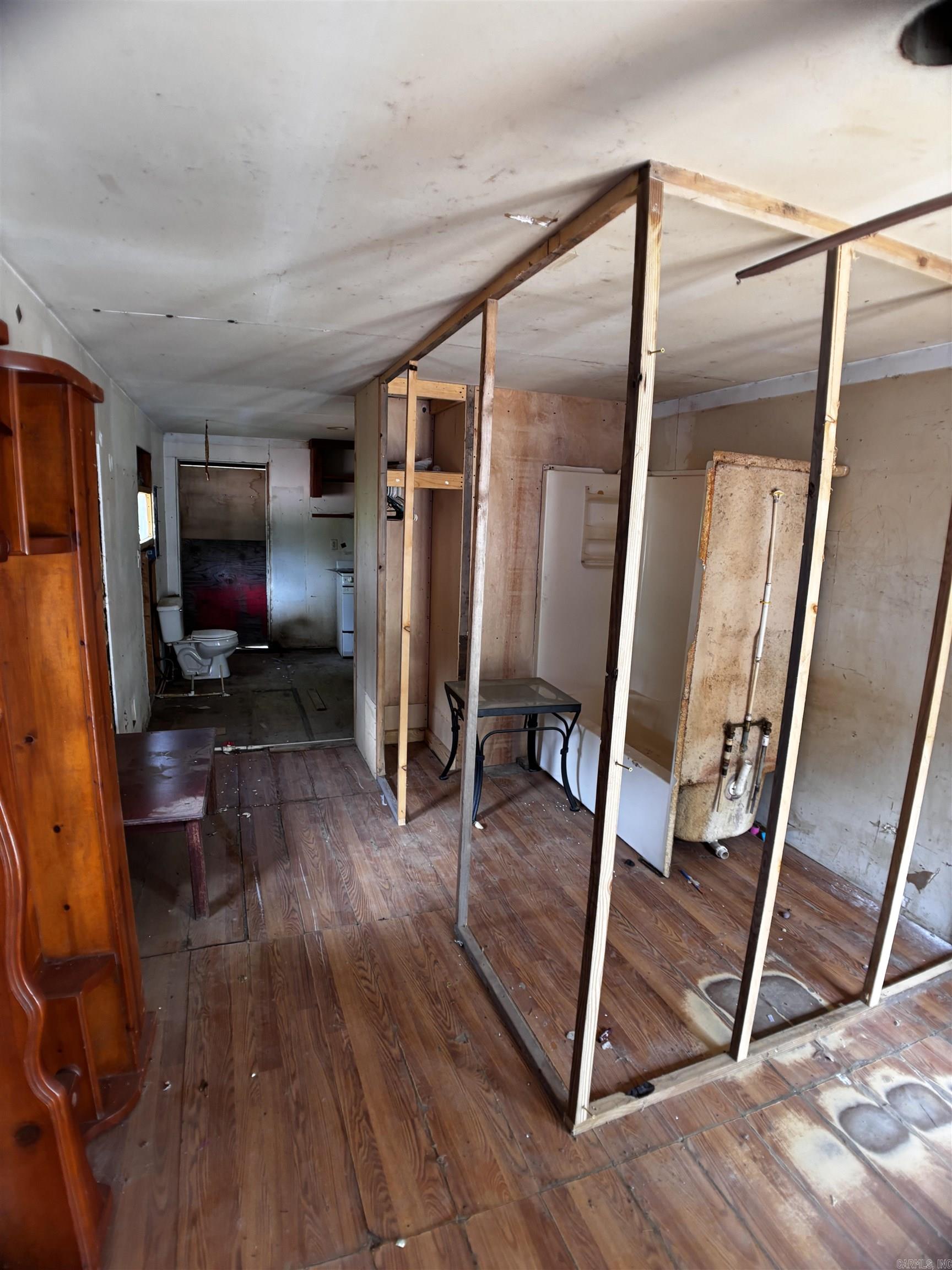 Metes & Bounds - Land