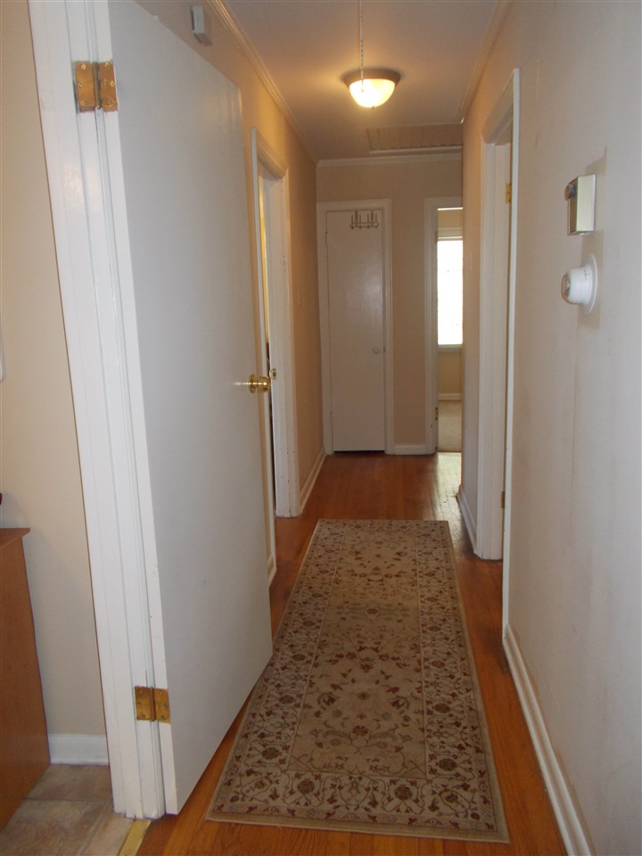 Pine Wood Hill - Residential