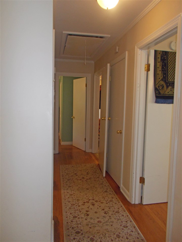 Pine Wood Hill - Residential