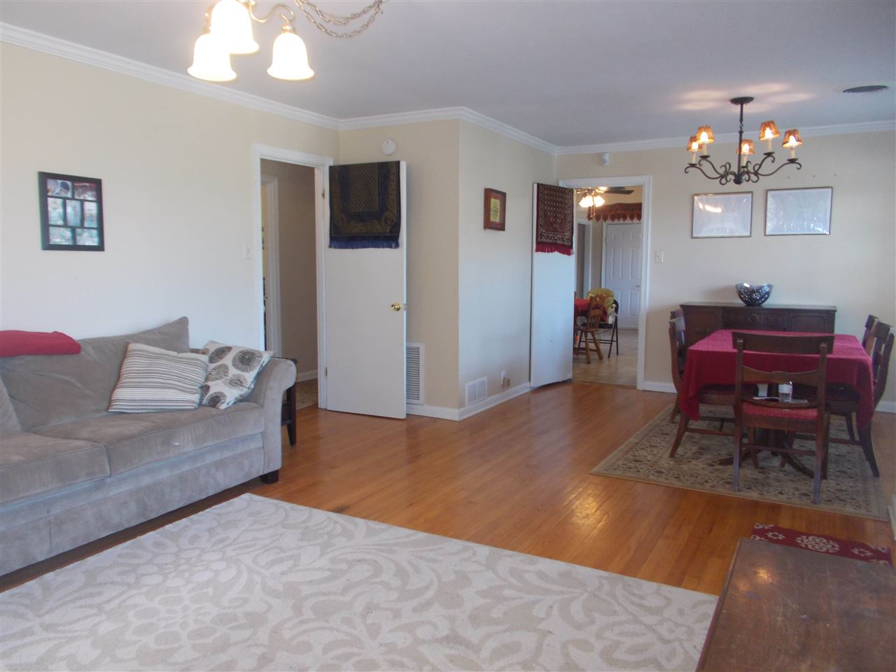 Pine Wood Hill - Residential