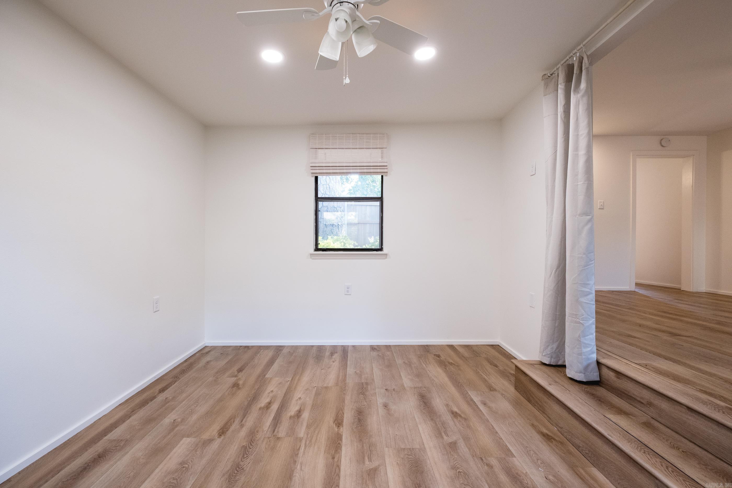 SHADOWLAWN - Residential