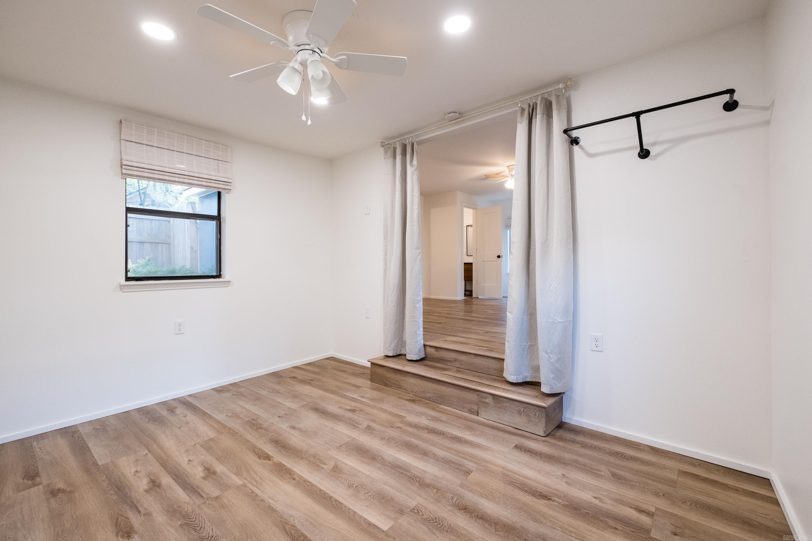 SHADOWLAWN - Residential