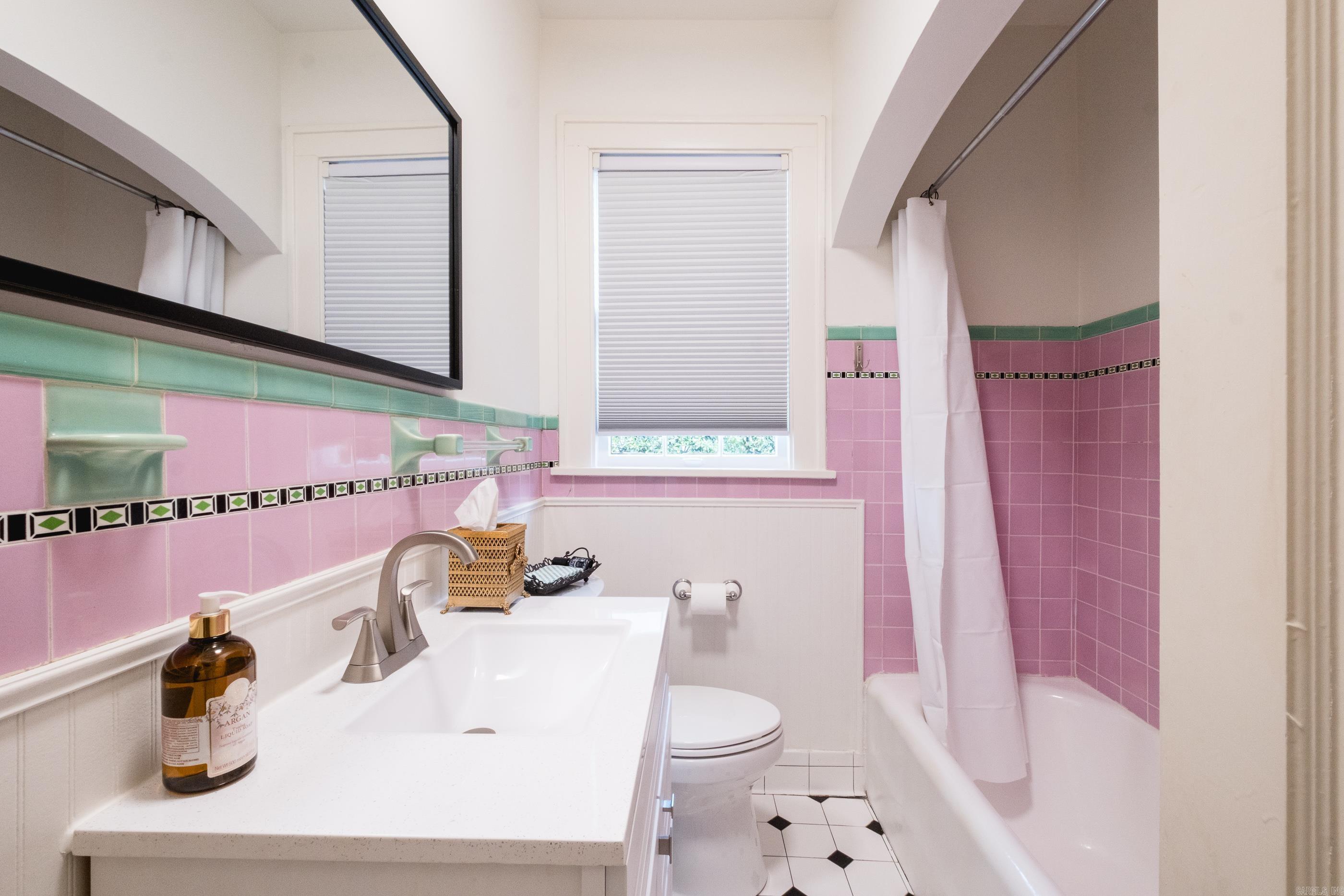 SHADOWLAWN - Residential