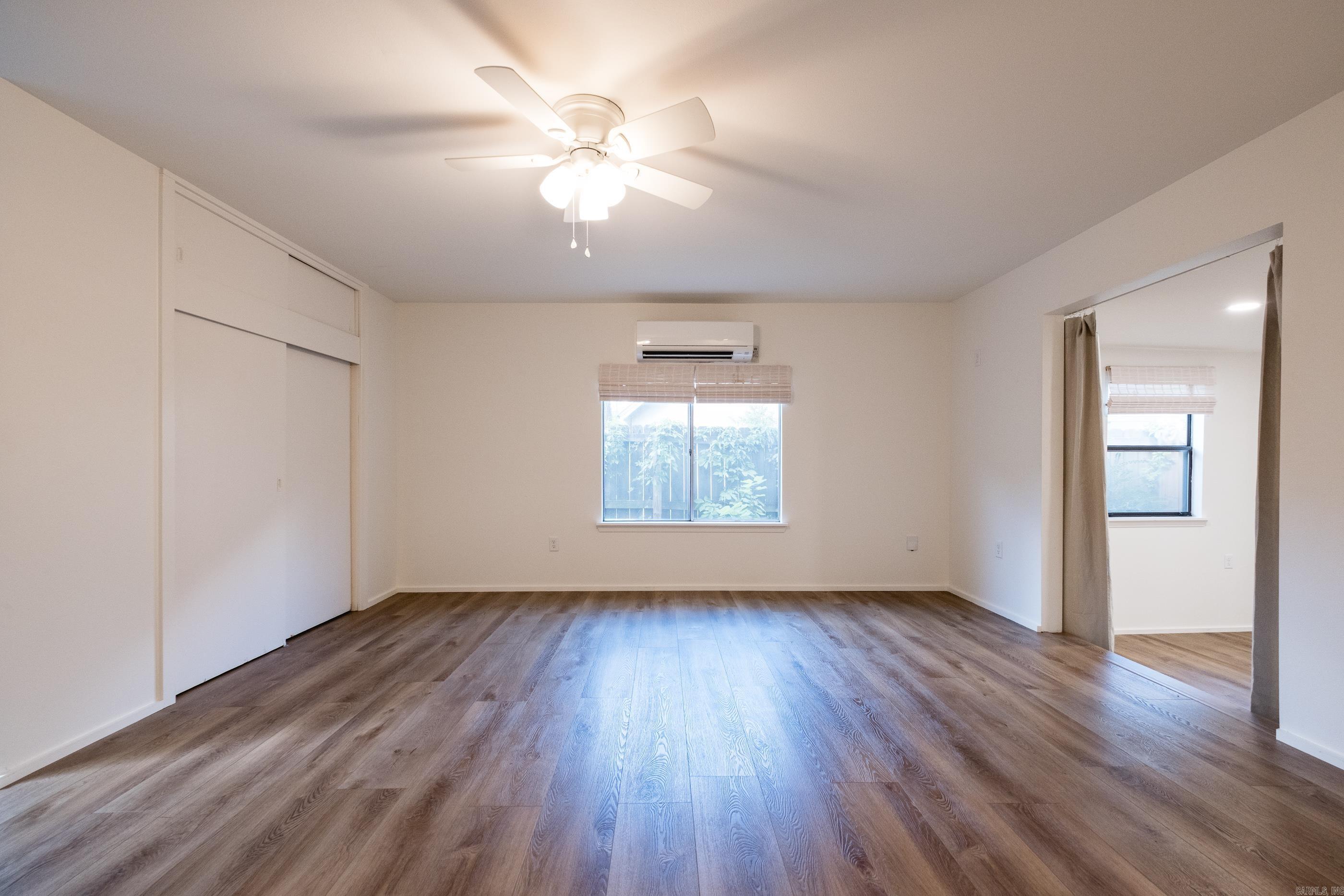 SHADOWLAWN - Residential