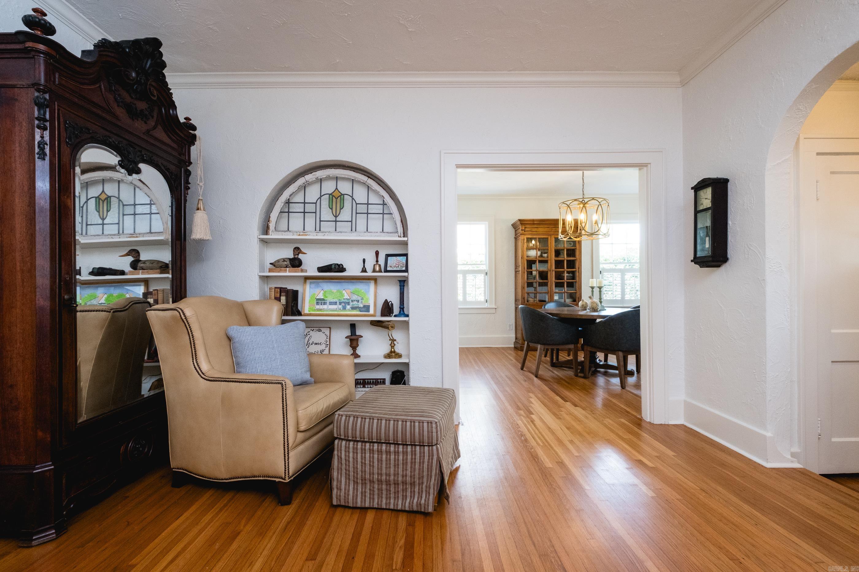 SHADOWLAWN - Residential