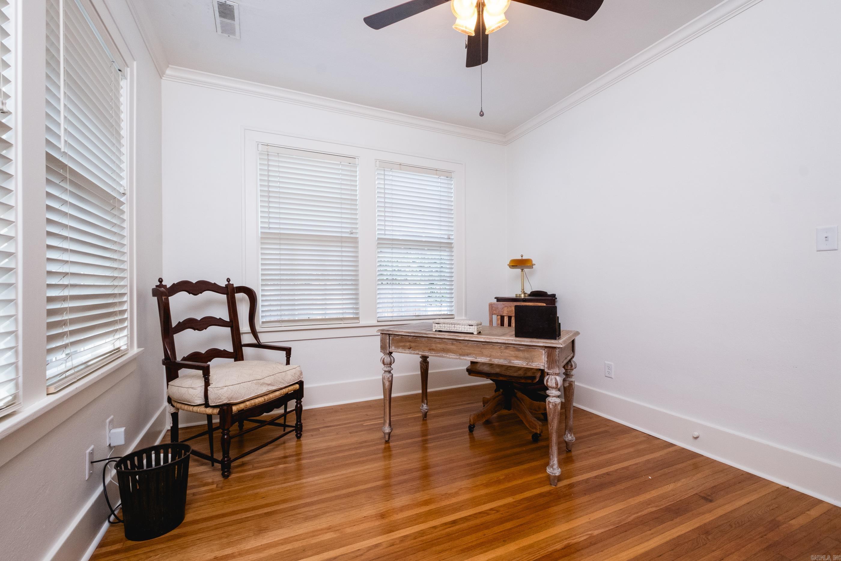 SHADOWLAWN - Residential