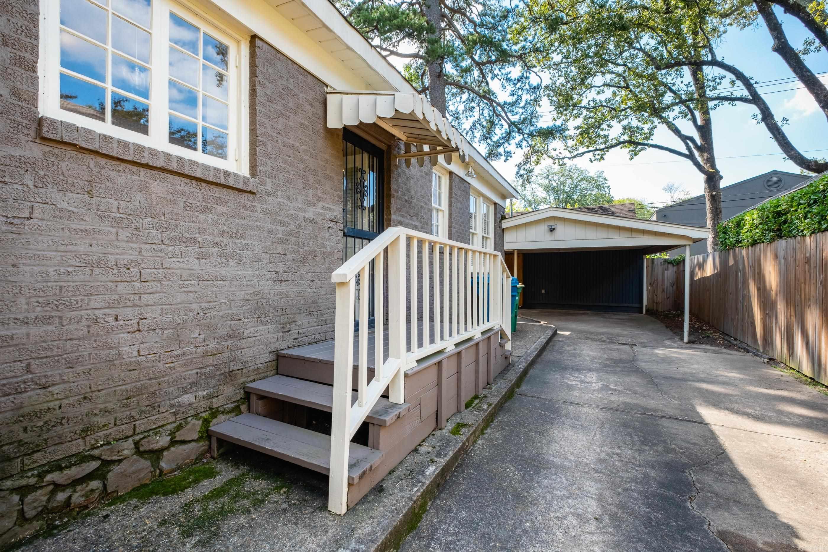 SHADOWLAWN - Residential