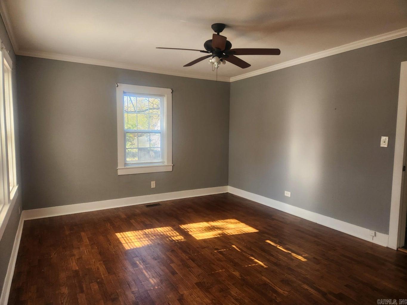 MAXFIELD WEST - Residential