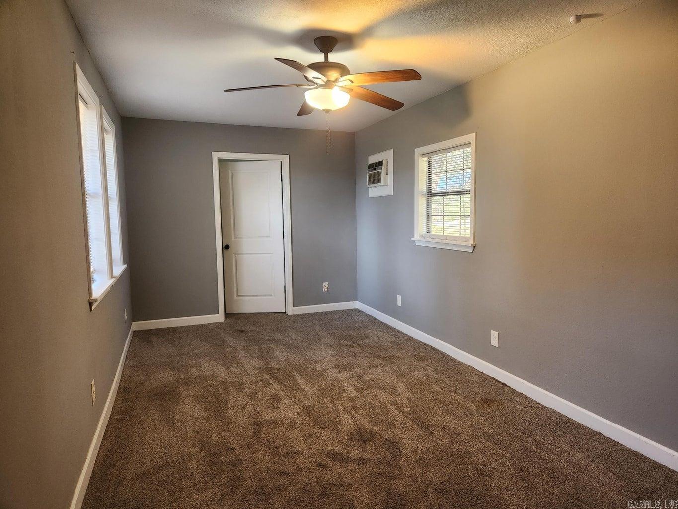 MAXFIELD WEST - Residential