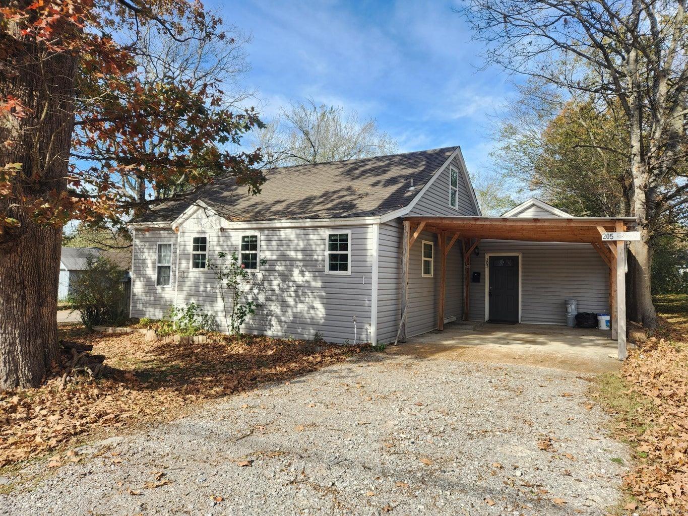 MAXFIELD WEST - Residential