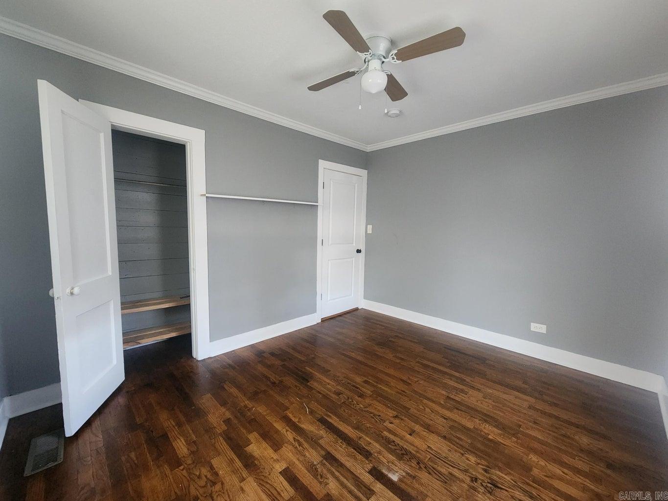 MAXFIELD WEST - Residential