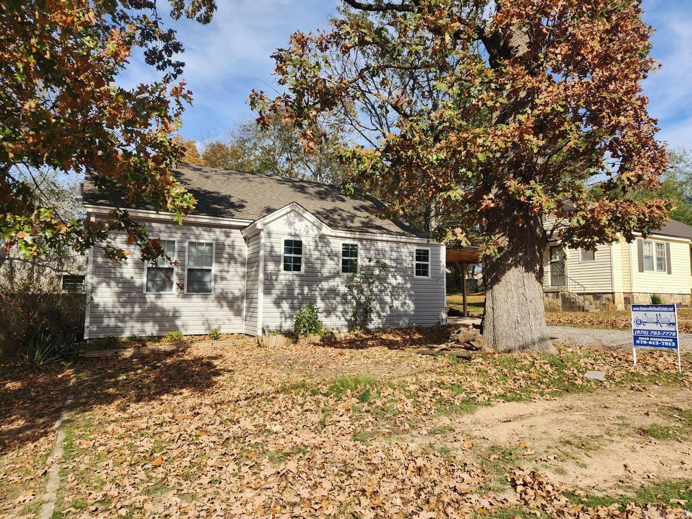 MAXFIELD WEST - Residential