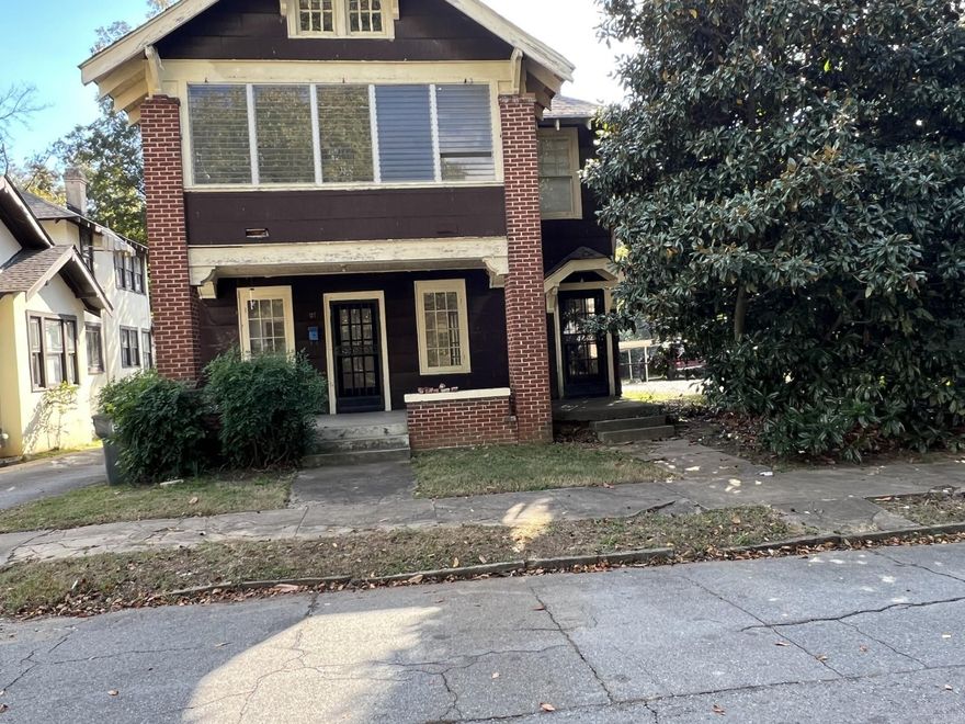 House in historic neighborhood, hardwood floors all the old world charm.