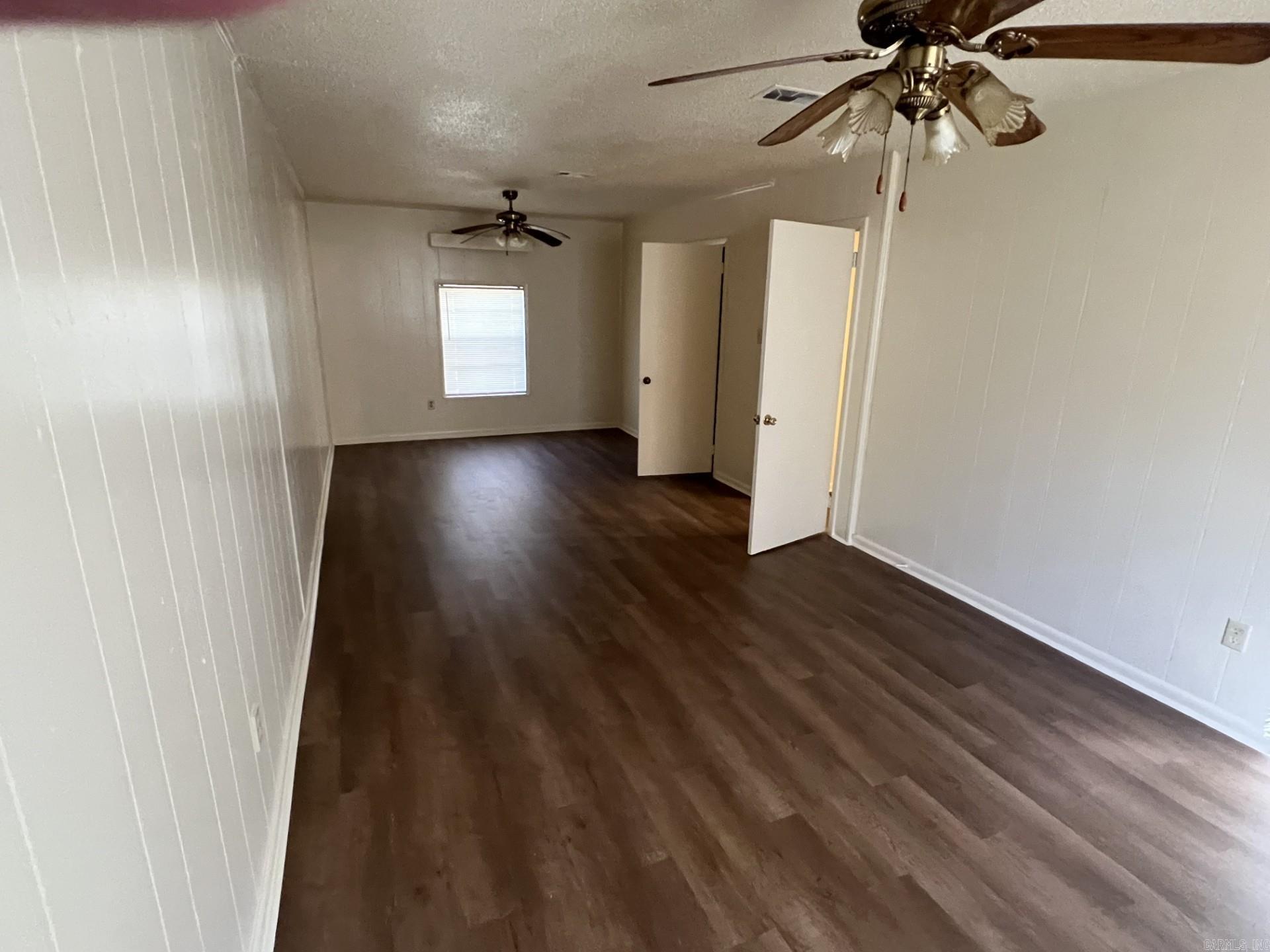 Weldon E Wrights - Residential Lease