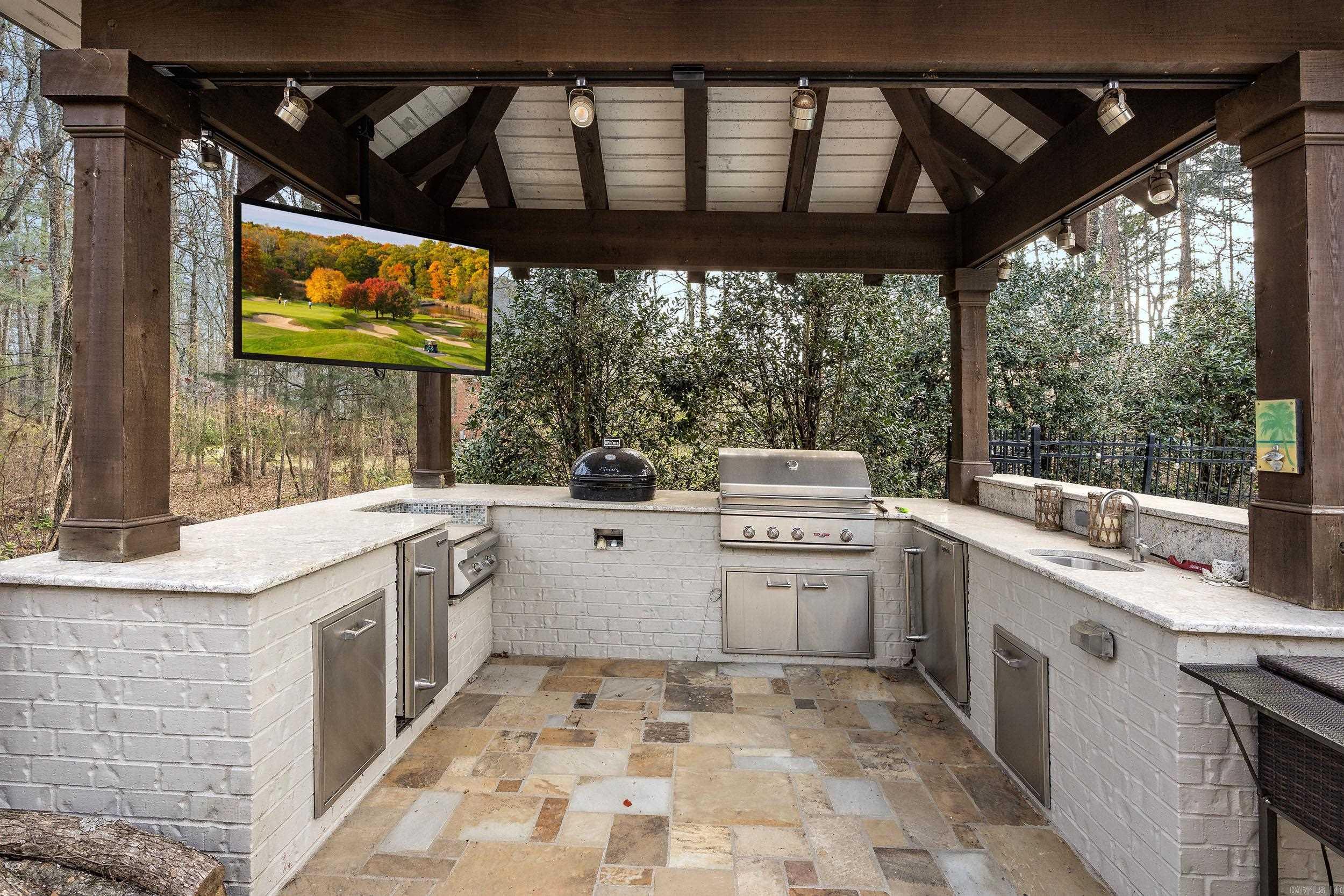 CHENAL VALLEY SOLOGNE CIRCLE - Residential