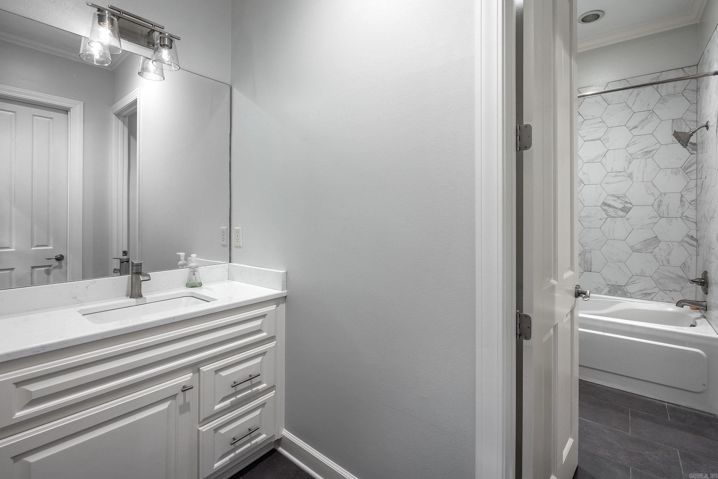 CHENAL VALLEY SOLOGNE CIRCLE - Residential