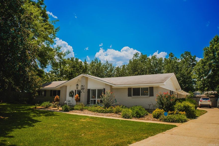 NEW LISTING MONTICELLO!!!! Stunning Home with Modern Updates and Spacious Outdoor!! Living Welcome to your dream home! This beautifully updated property boasts a large open-concept living and dining area with brand-new flooring throughout. Enjoy the convenience of a modern kitchen featuring elegant granite countertops. The master suite includes a luxurious walk-in closet and a bonus room perfect for a home office or additional living space. Step outside to discover a new above-ground pool with a spacious deck, ideal for summer relaxation and entertaining. The expansive backyard is complete with a charming gazebo, perfect for hosting gatherings. Additionally, the property features a new fence for added privacy and security. For those who need extra storage or workspace, the home includes three versatile shops. This property truly has it all—modern comforts, ample space, and fantastic outdoor amenities. Don’t miss the opportunity to make this your new home! Call today for your private showing!! You will not be disappointed!!