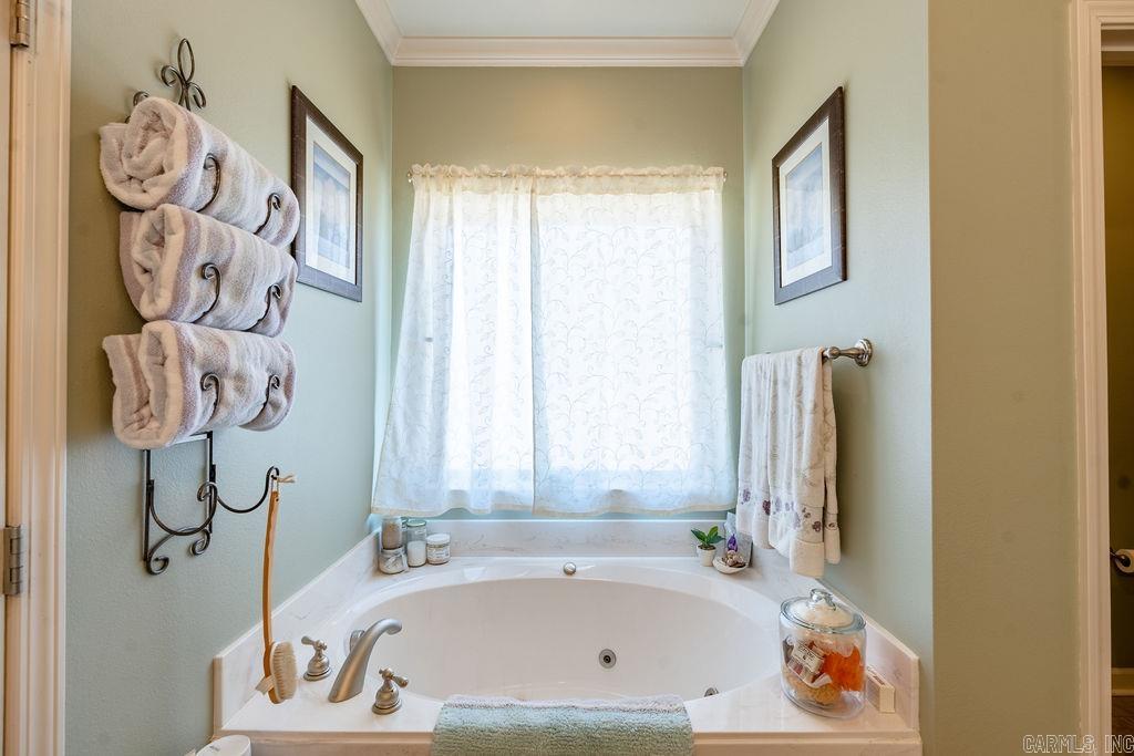 LOST CREEK - Residential