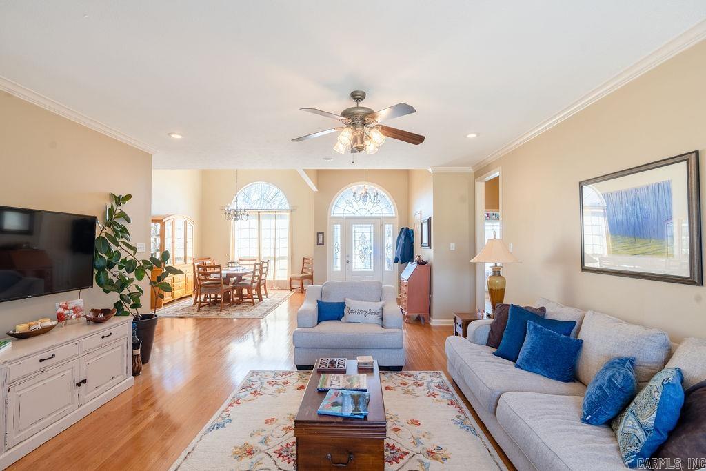 LOST CREEK - Residential