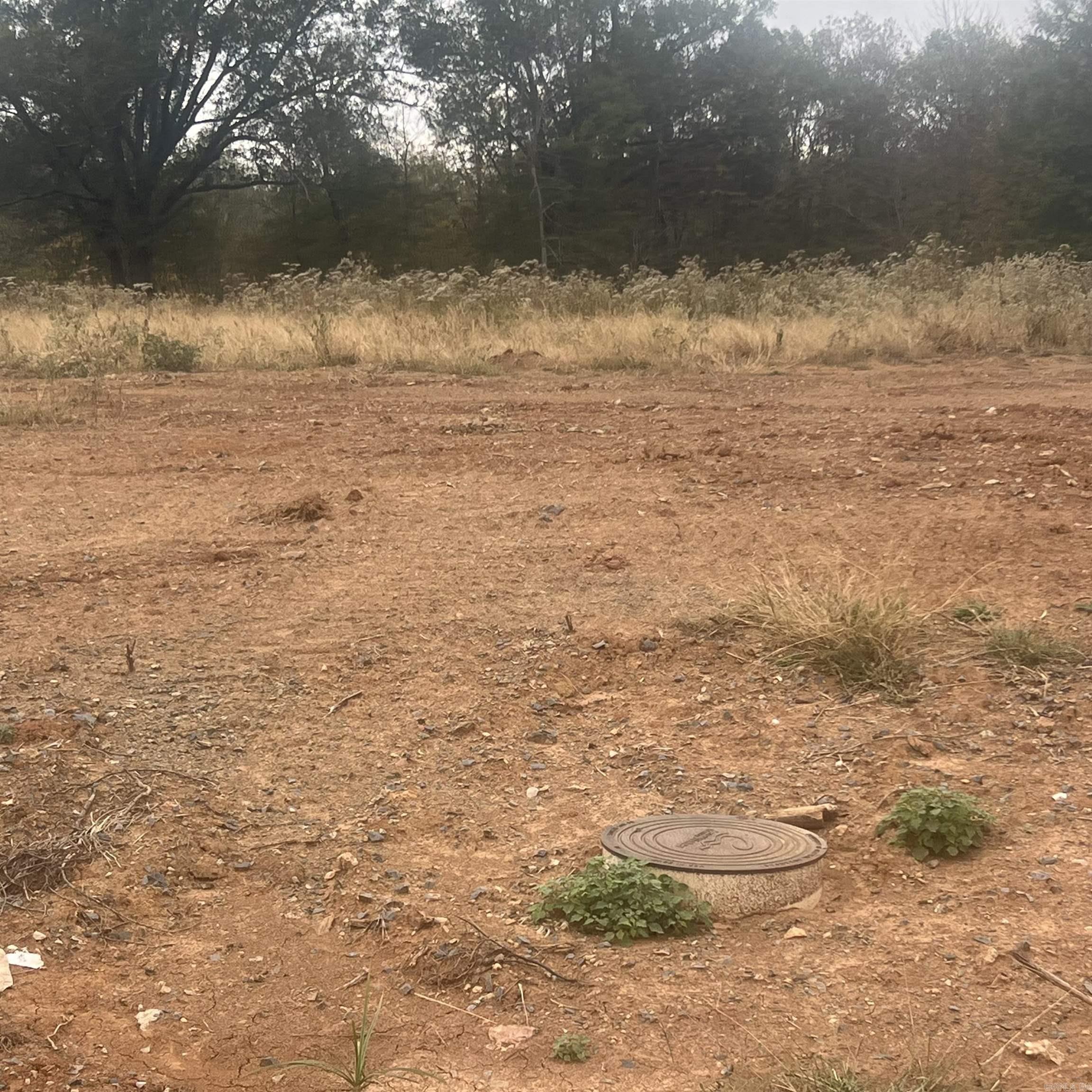 COUNTRY CLUB OF ARK THE - Land