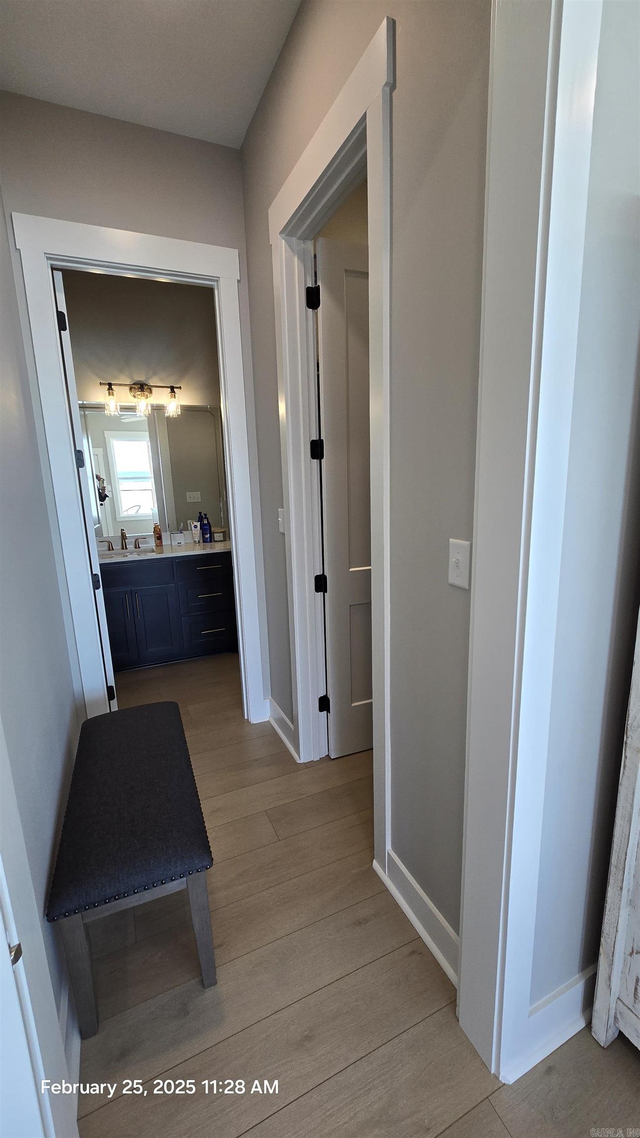 HAMILTON HILLS - Residential