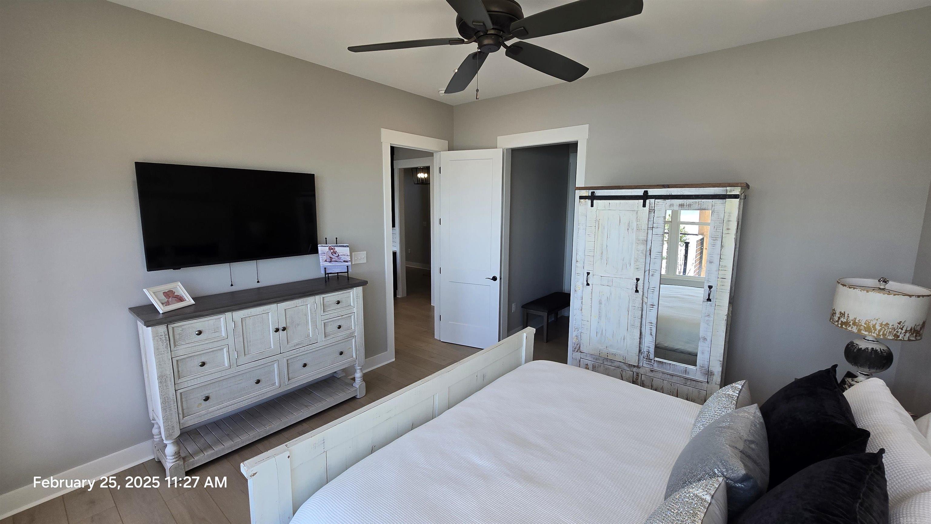 HAMILTON HILLS - Residential