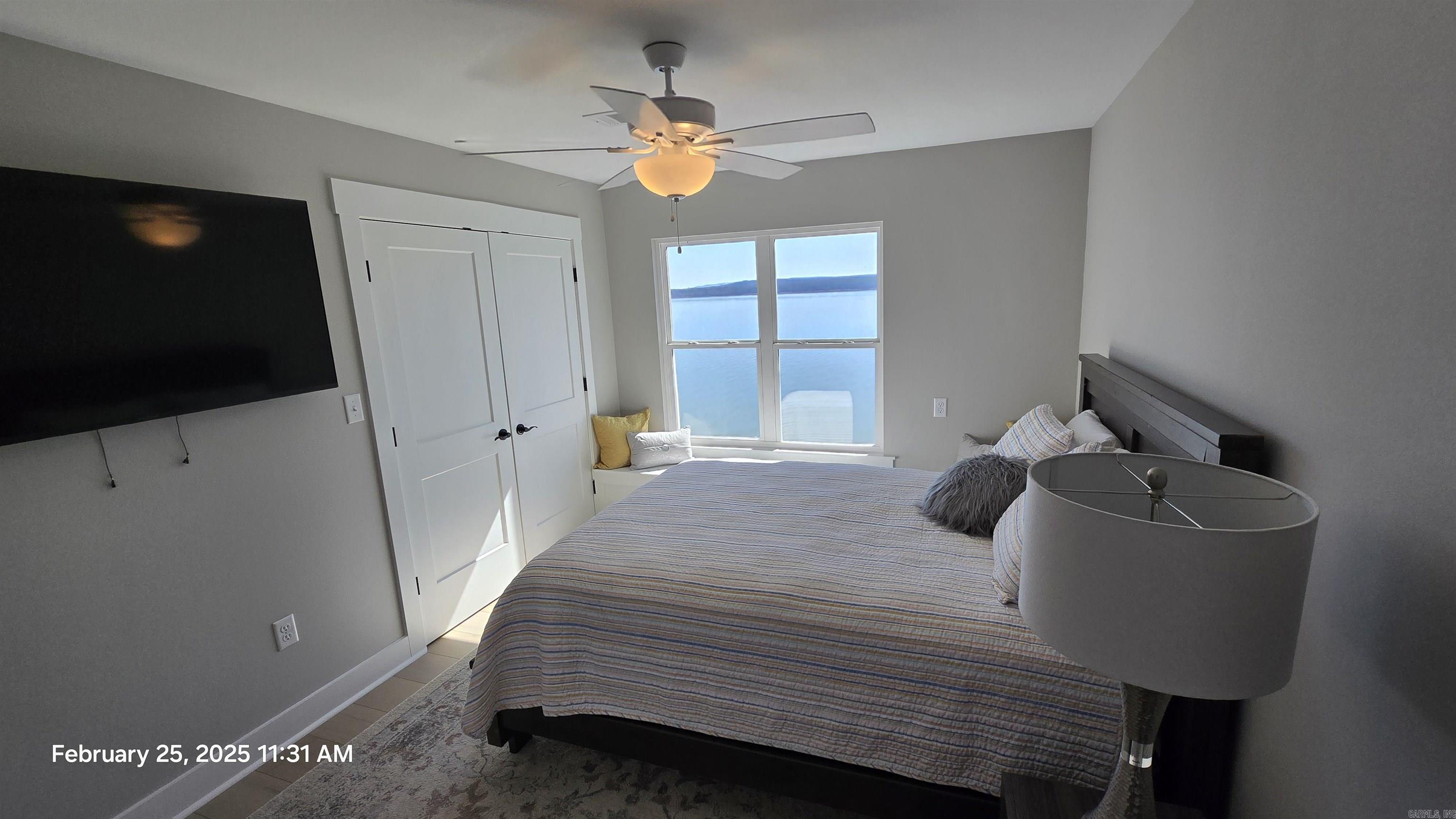 HAMILTON HILLS - Residential