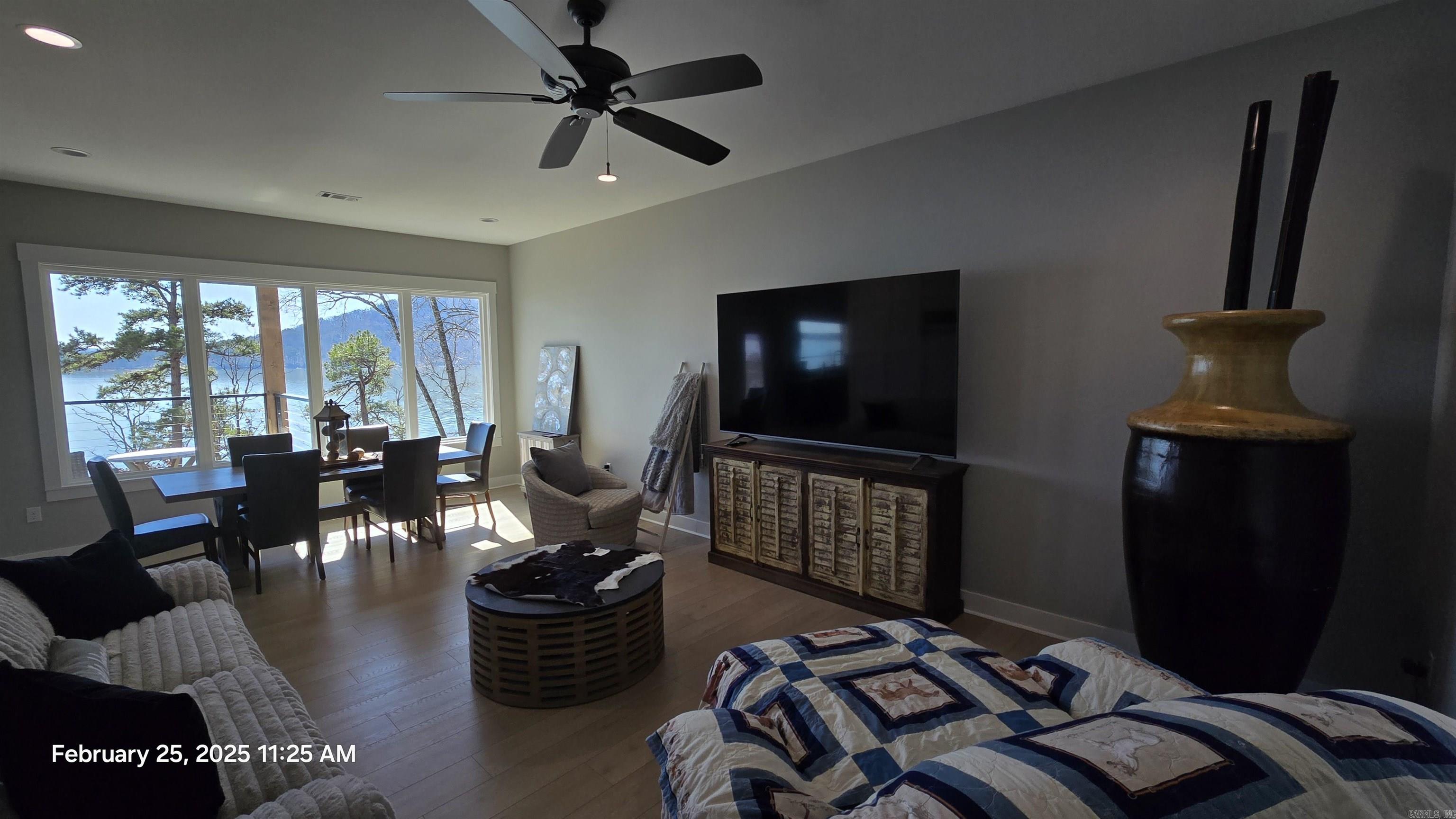 HAMILTON HILLS - Residential