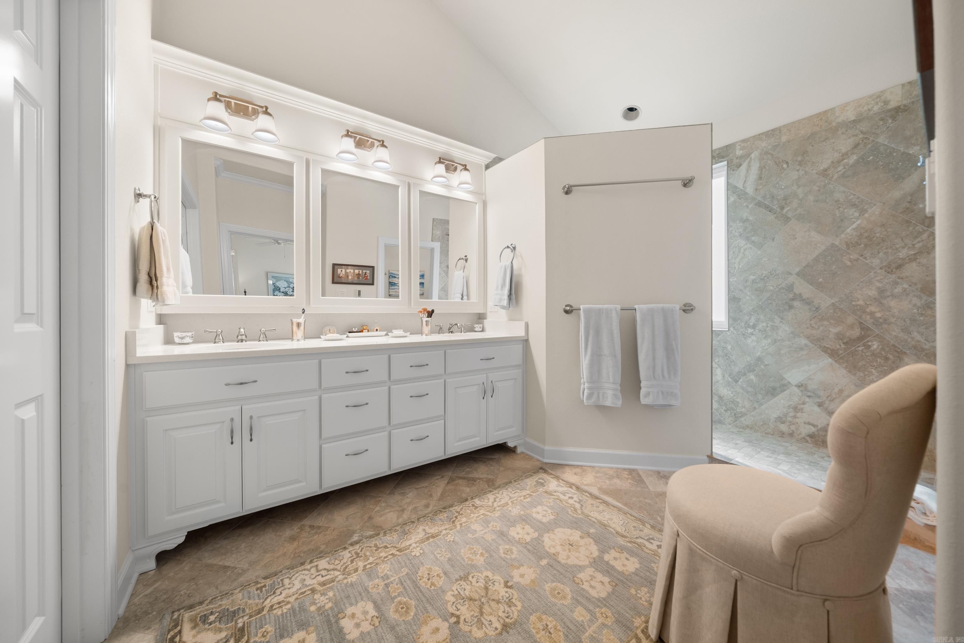 Stonegate Shores - Residential
