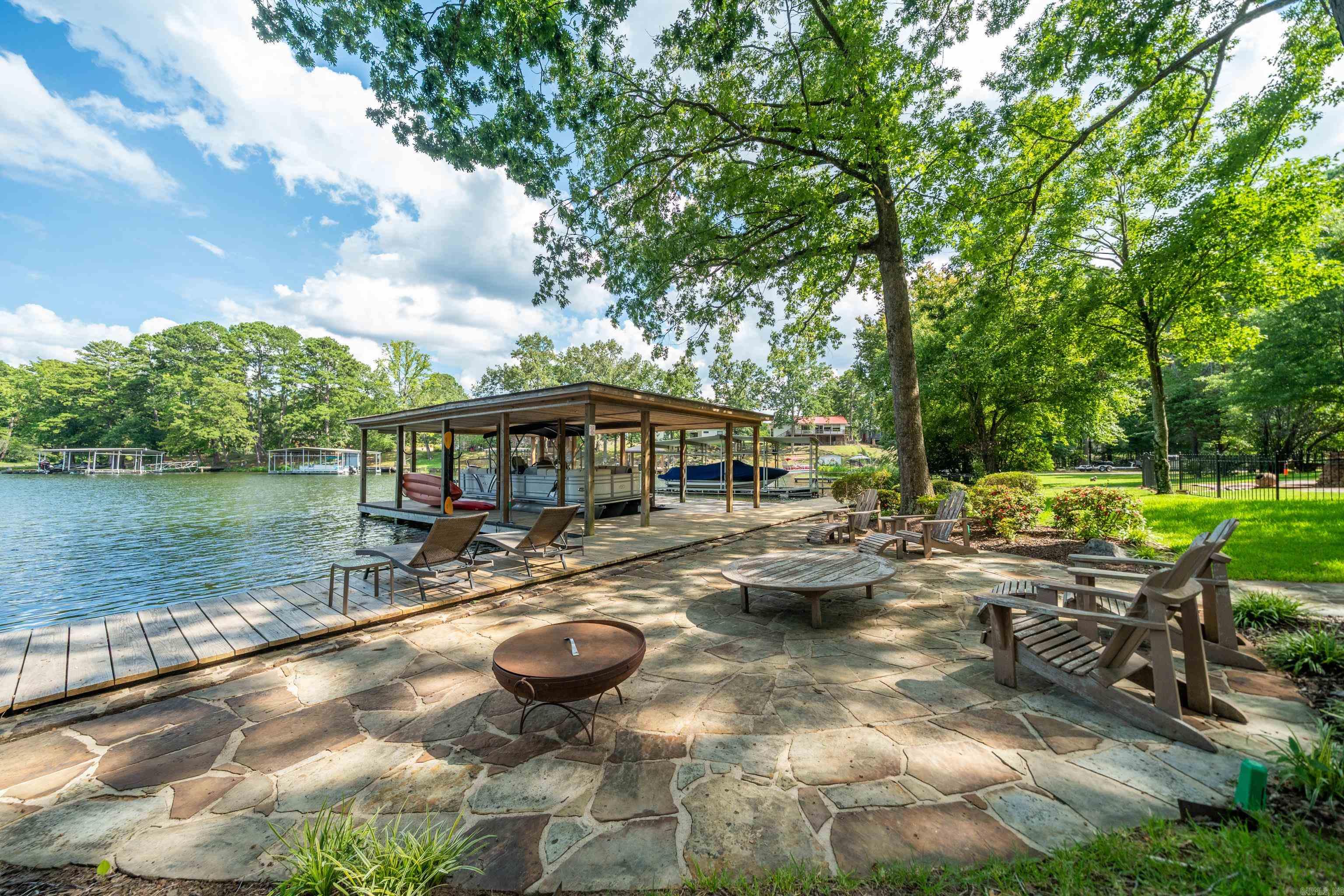 Stonegate Shores - Residential