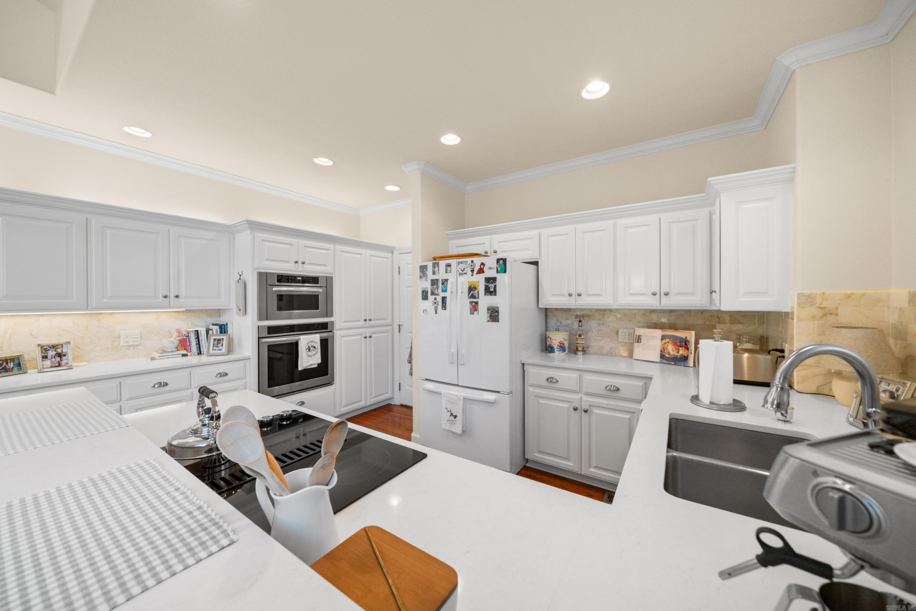 Stonegate Shores - Residential