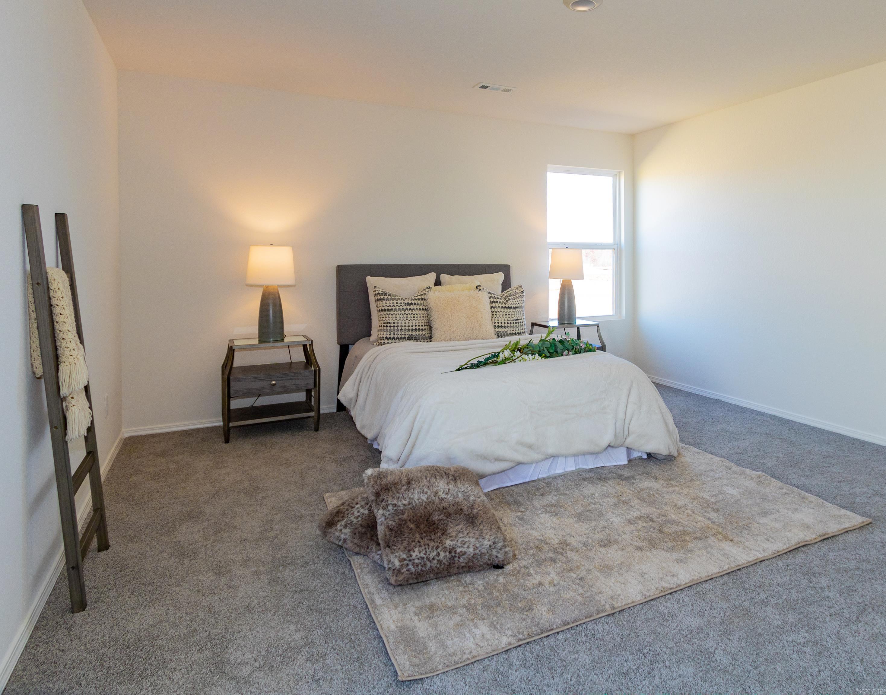 THE MEADOWS - Residential