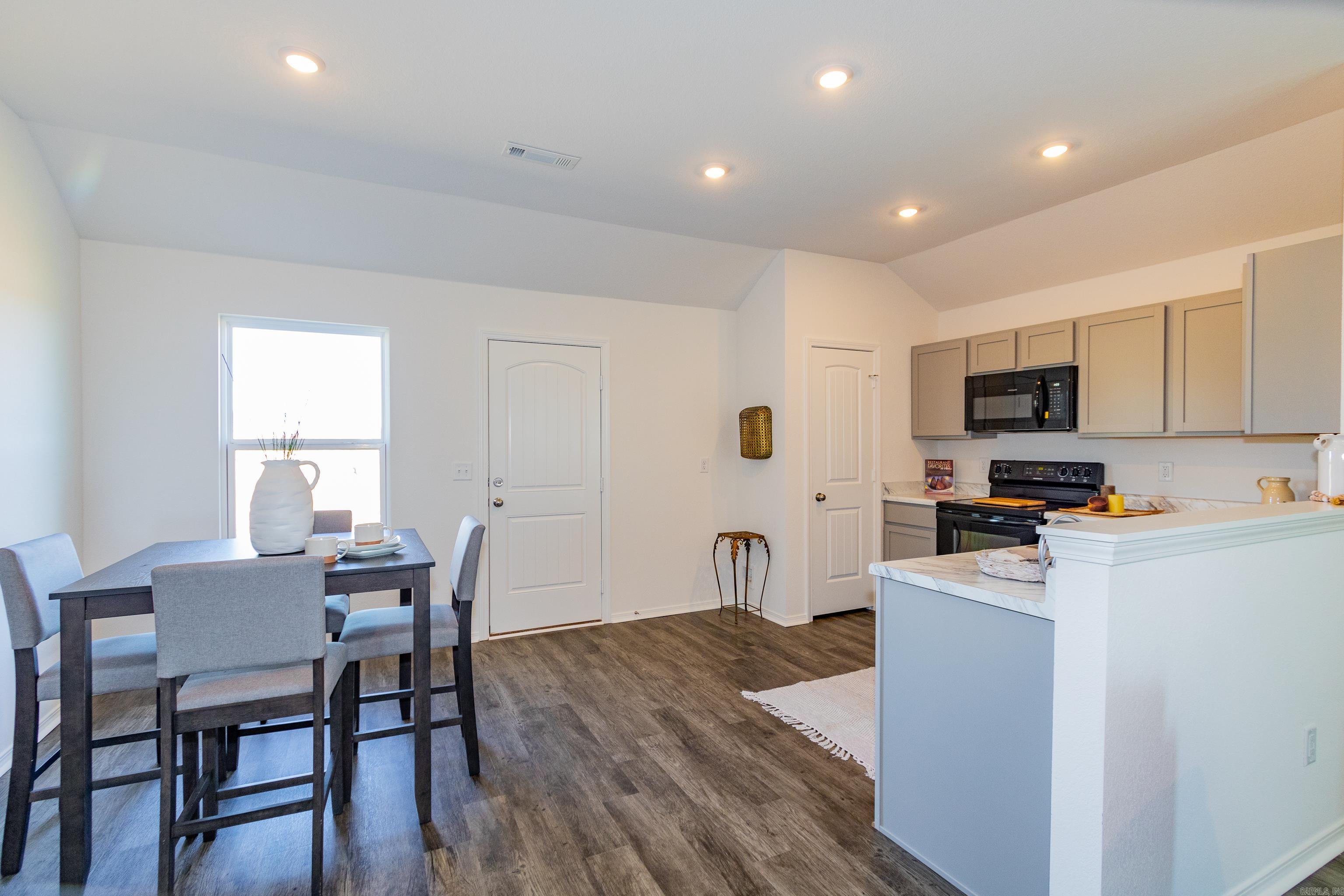 THE MEADOWS - Residential