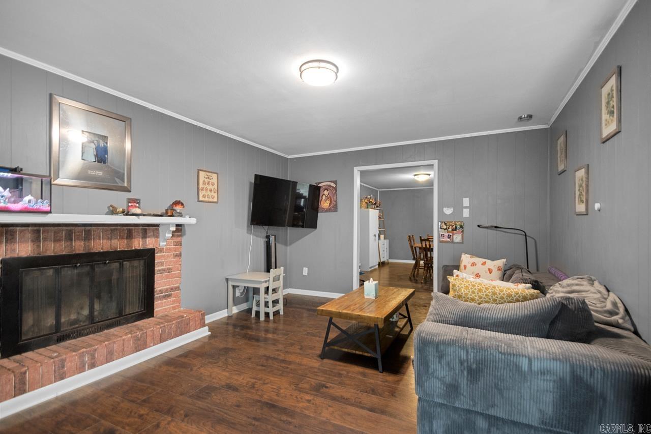 Markham Pines - Residential