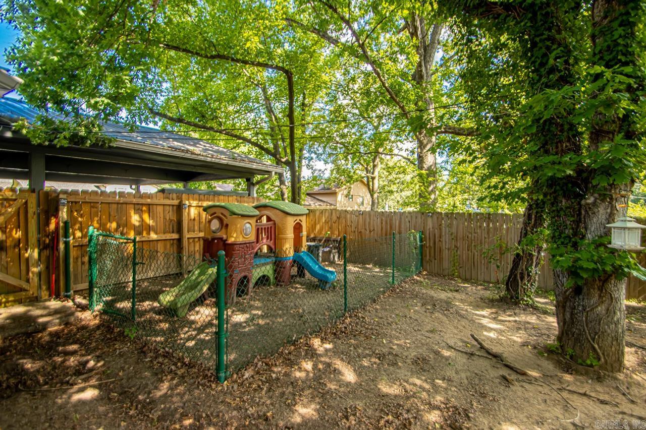 Markham Pines - Residential