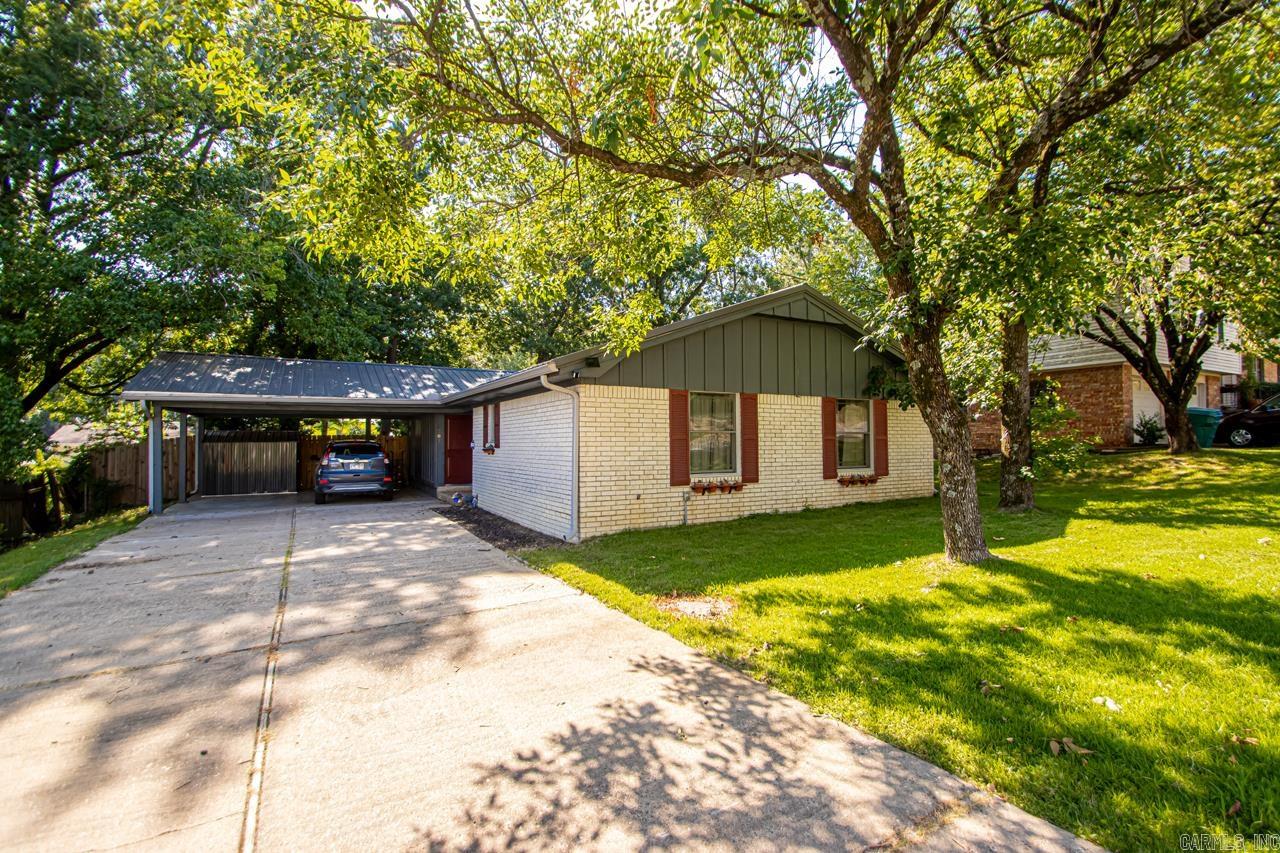 Markham Pines - Residential