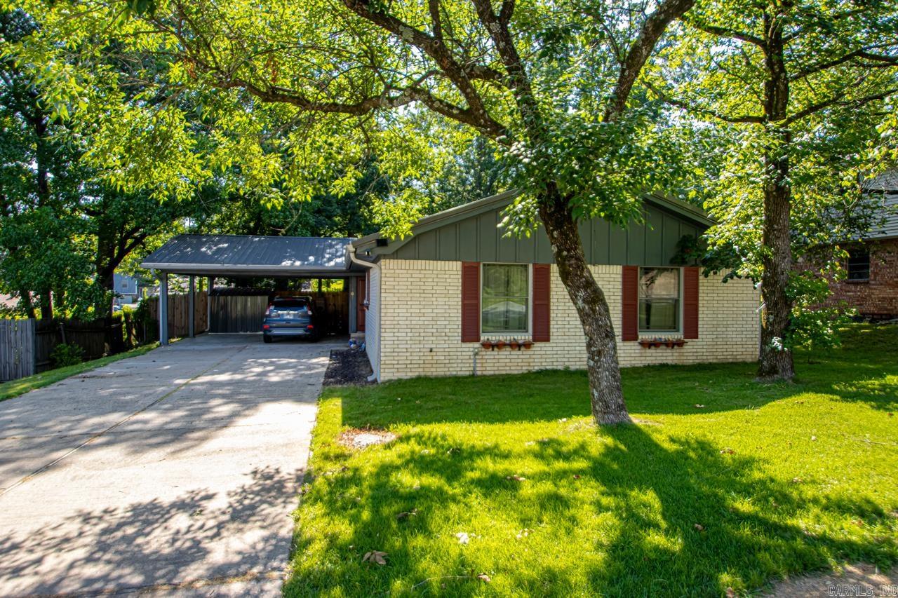 Markham Pines - Residential