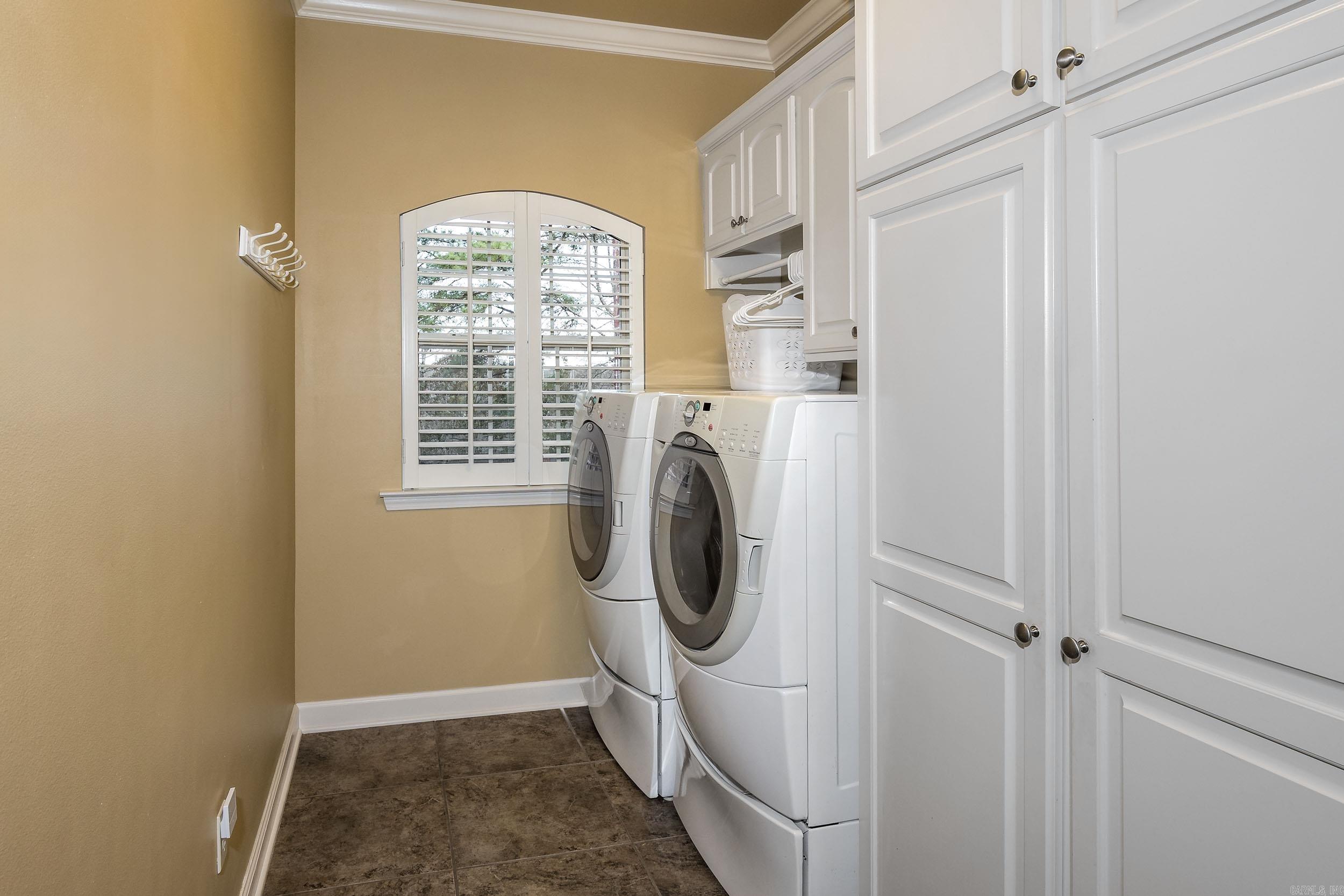 WINDSOR HILLS ADDN - Residential