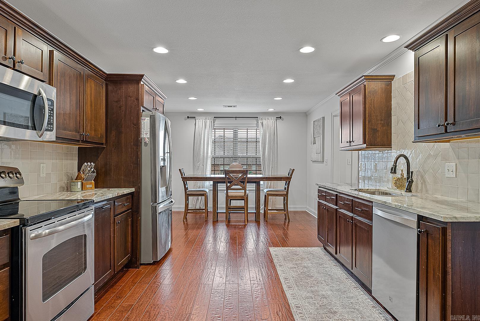 Glen Echo 1 - Residential