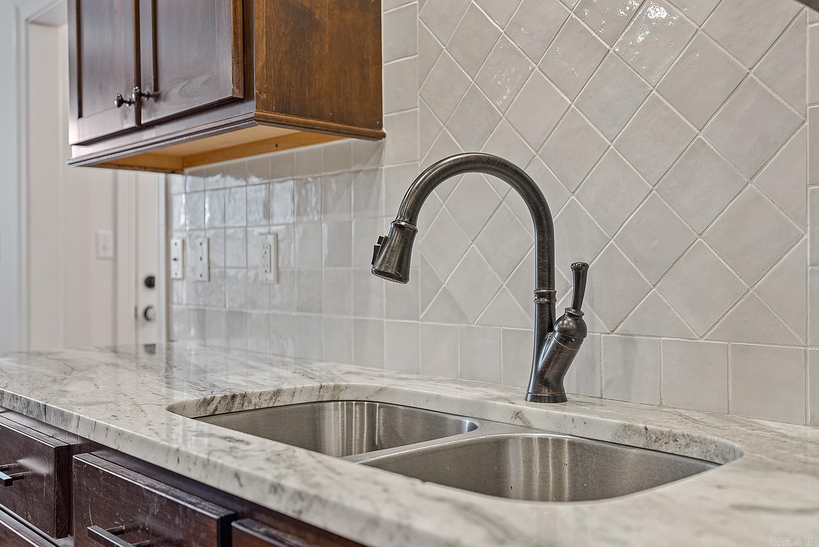 Glen Echo 1 - Residential